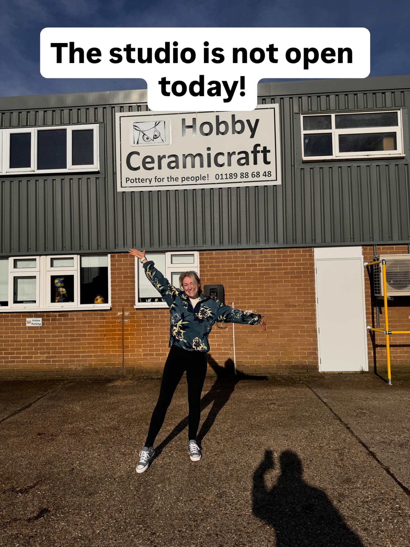 Both Luke and I are at a clay workshop courtesy of @cuttersforclay hosted by @hobbyceramicraft
We are back open as normal tomorrow!
Laura xx