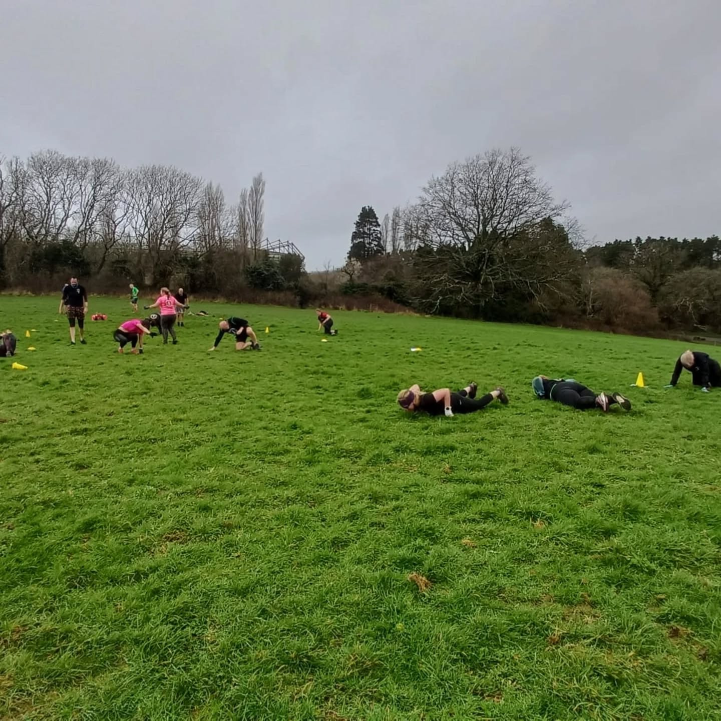 The team smashing this morning's session 💪