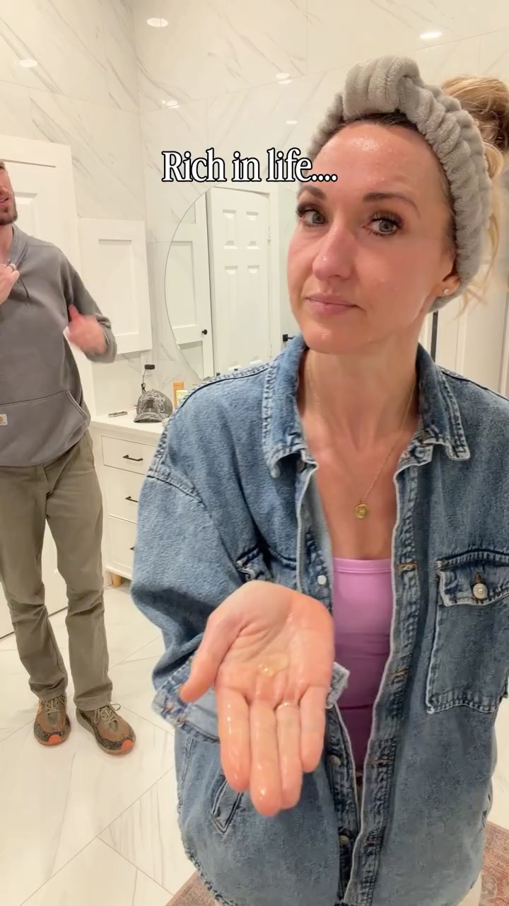 Tag your favorite person to wear Frownies with in the comments!
I will always be rich in life because of the people in my life I can wear my Frownies around. That’s how you know you found the good ones.
There’s something about how ridiculous and awesome it is to plaster Frownies all over your face with your spouse, or to wear them under a ball cap on a walk with a friend, or to show up at your sisters house with your Frownies still on to have coffee together.
The real ones love you with your Frownies and the real real ones wear them with you! 🫶🏻
There’s something great about not taking yourself so seriously.
I’ve heard researchers say that Botox decreases your empathy….I don’t know if that’s true but I can personally testify that Frownies increases your fun and emotional connection!
#richinlife #frowniescanada #frowniesfam #menoffrownies #naturalskincare #enjoylife