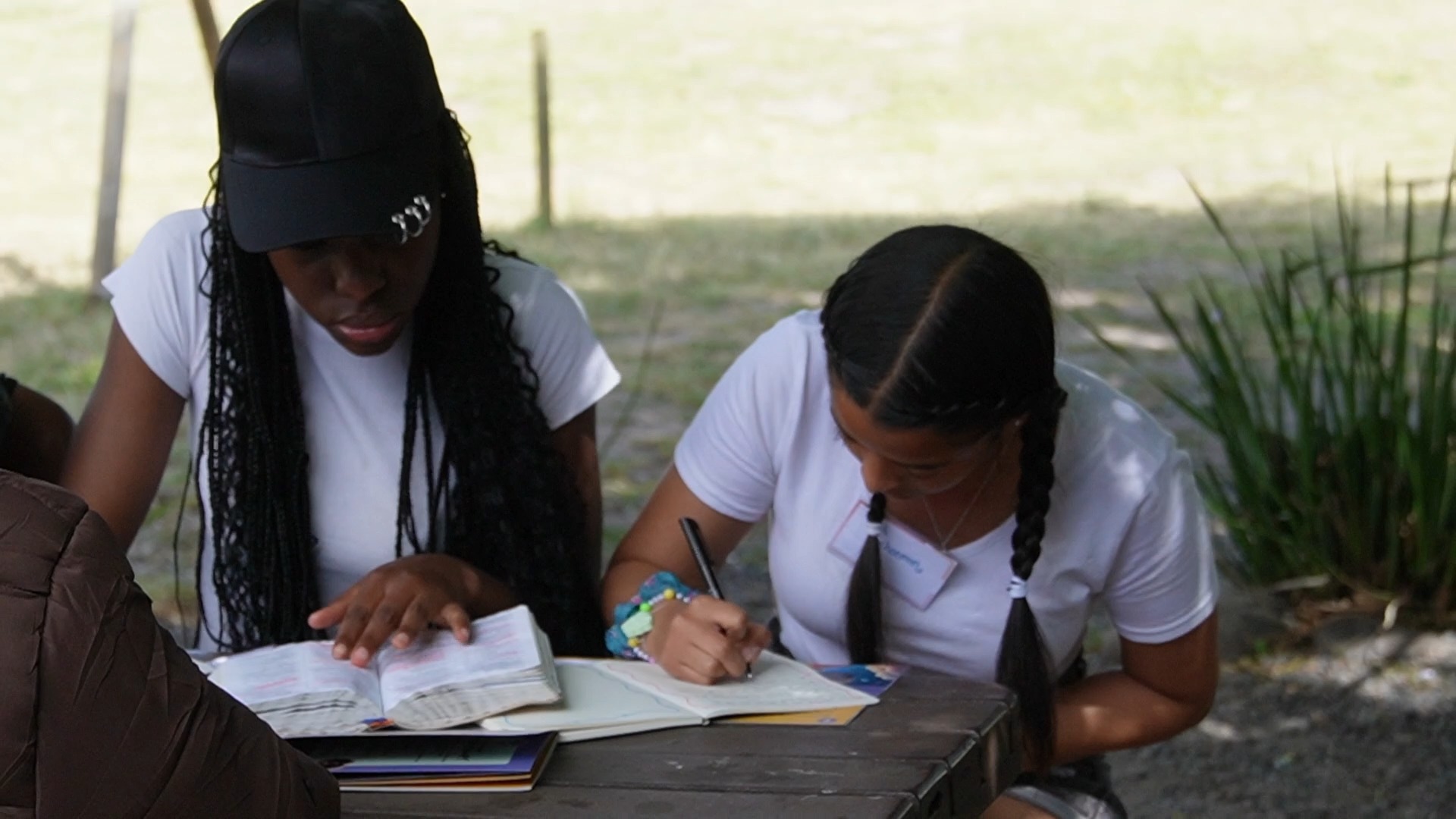 🔥 Throwback to our Western Cape Dream Champion Camp last year! 🔥
What an unforgettable experience of growth, leadership, and powerful connection.
💪🌍 Seeing champions rise, challenge themselves, and support one another reminded us why this work matters.
Want to be part of the impact we’re creating?
Join us in Cape Town and train to become a facilitator. Step into leadership, inspire others, and help teens find their identity, belonging and purpose. ✨
👉 Sign up to our Cape Town facilitator training today!
www.dignity.org.za/event-list
#ChampionCamp #WesternCape #CapeTown #LeadershipDevelopment #BecomeAFacilitator #MakeAnImpact