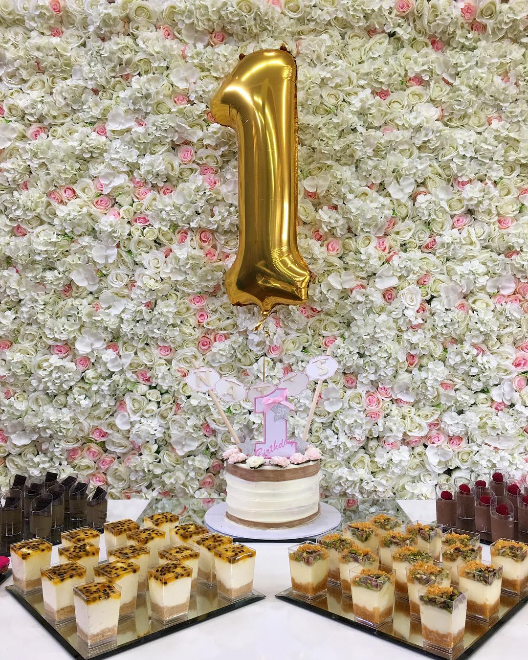 A special birthday celebration today 💕 feat our ivory blush flower wall ❤️