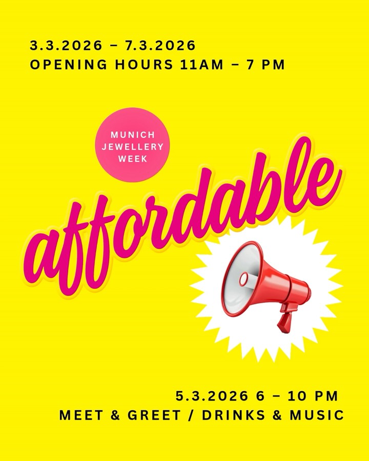 Seit 1994 betreibt Katja Schlegel ihr Label schlegelschmuck. 2007 eröffnete sie ihre eigene Galerie in der Münchner Maxvorstadt, immer zur Munich Jewellery Week präsentiert sie internationalen zeitgenössischen Schmuck. Dieses Jahr kommen ihre Gäste aus Amsterdam, Mexiko City, Stockholm, Göteborg und verschiedenen deutschen Städten. Sie alle zeigen ihre Entwürfe zum Thema affordable und füllen das Motto mit Temperament, Witz und Brillanz.
@angelamarinaboeck @mireitakeuchi @sofia_platina @pamelawilson.art @elabauer8 @carinashoshtary @karinseufert @juliaobermaier_jewellery @raquelbessudo_jewelryartist @studiokatjawohnrath