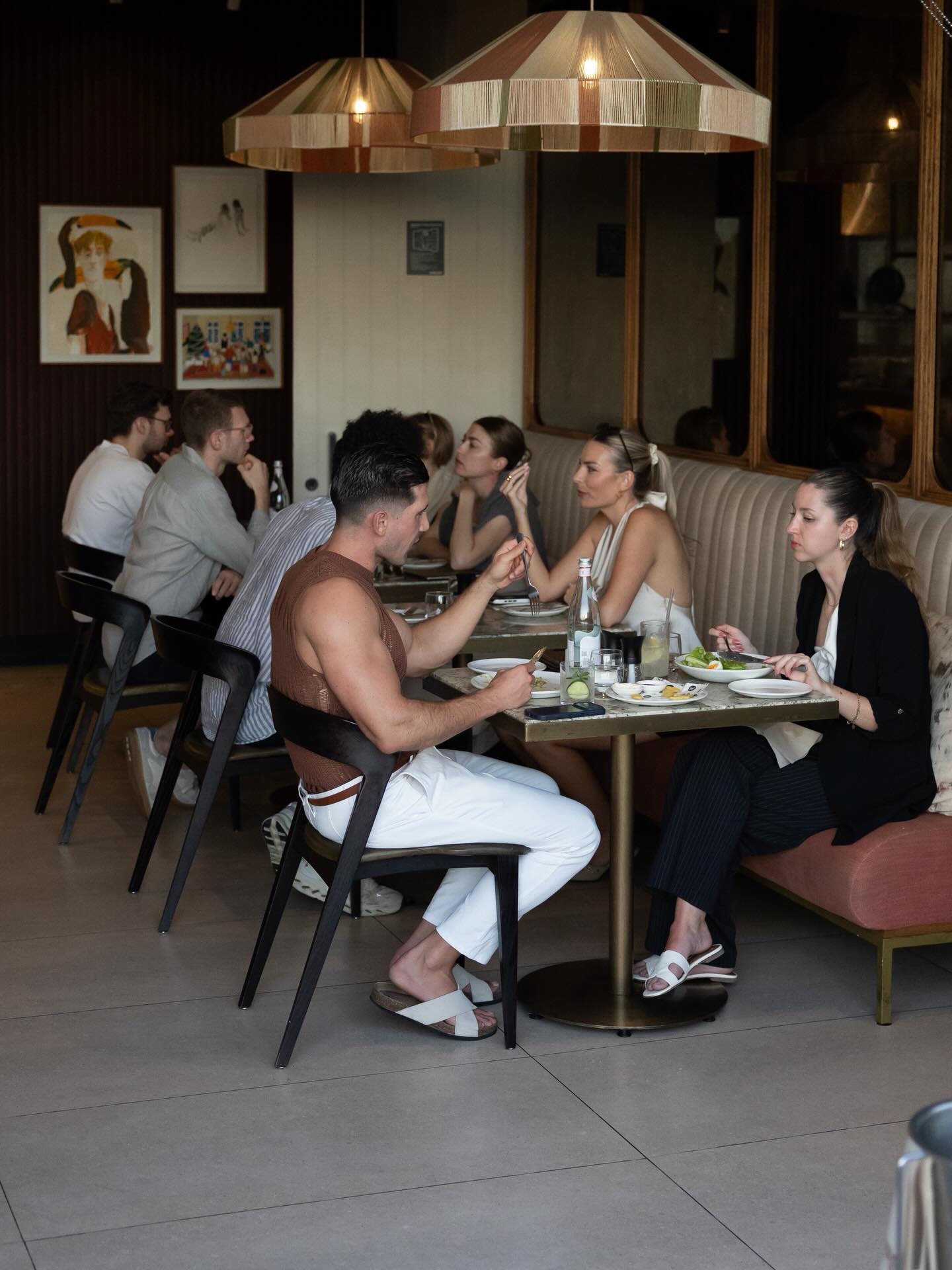 weekends on the 9th floor. 🌞
walk-ins are welcome, however, we strongly recommend booking a table; especially during summer season. to reserve your spot, contact our team on 021 286 9332 or book@hugosocialclub.com.