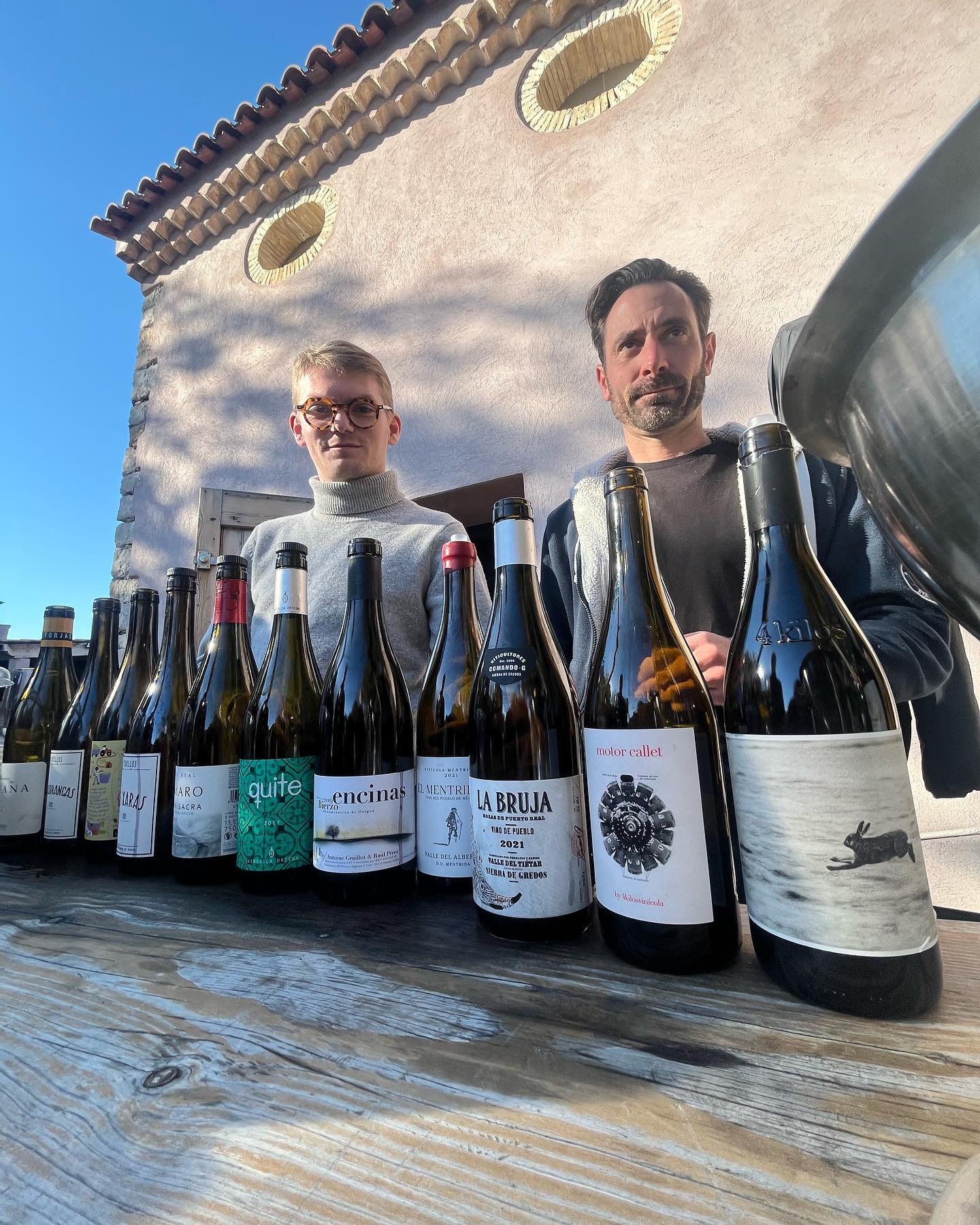 L’Espagne au domaine @juliencastell
🇪🇸💃🏼
@veronica_ortega_vo
@comandogviticultores
@bodegaforjasdelsalnes
@amorperlaterra
@4kilosvinicola
@fedellosdocouto
@adegasguimaroficial
@bodegaselmaestrosierra
@antoinegraillot