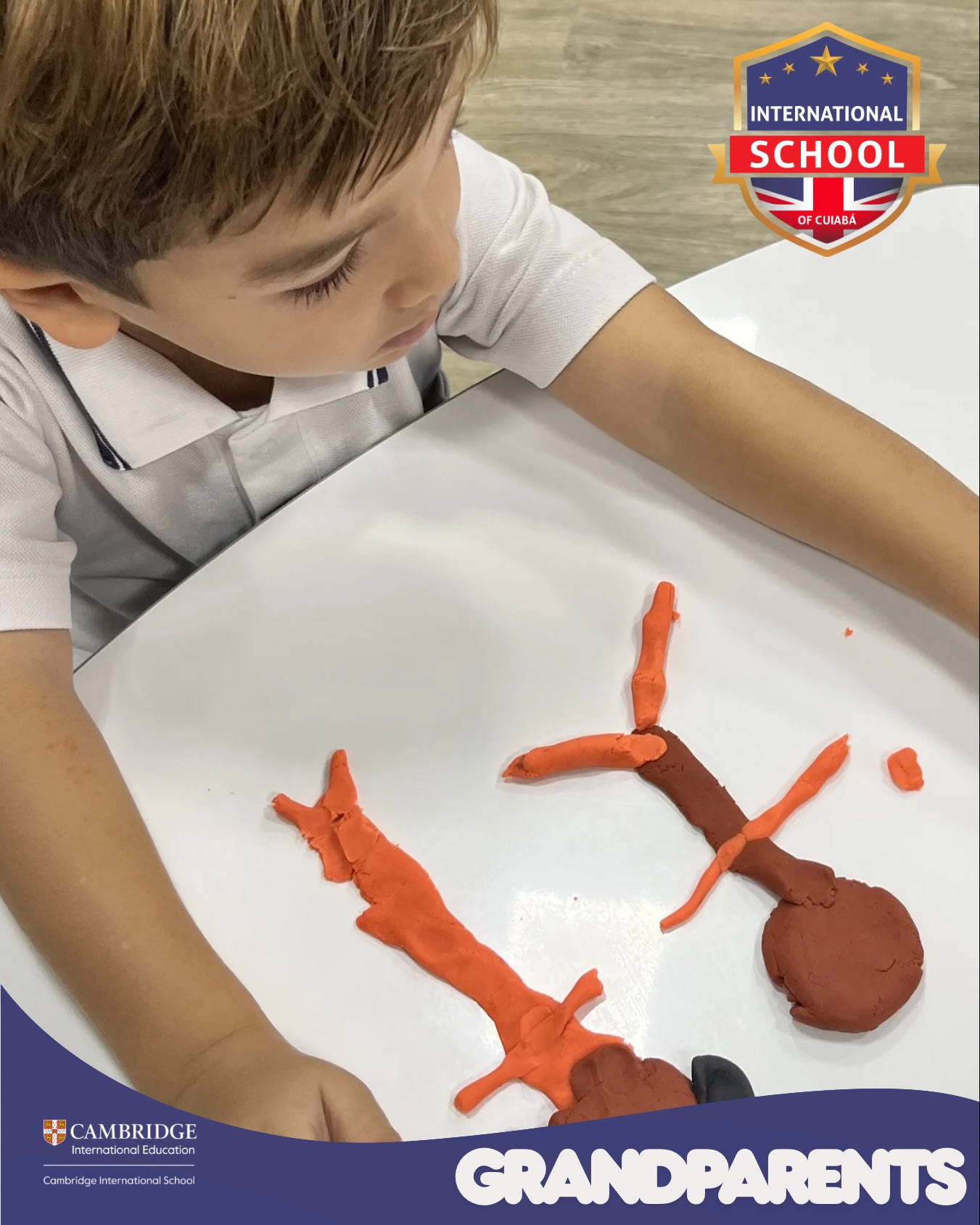 Honoring grandparents with creativity and care.💗
.
Homenageando os avós com criatividade e carinho.💗