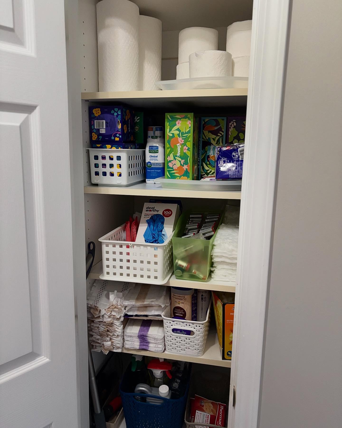Cleaning Closet Freshen-up! 🧹🧽🧻🧺
Sometimes cleaning closets are the messiest place in the house! Things get shoved in there because let’s face it - who loves cleaning?! 🧐
My client wanted a spruced up, find everything at a glance, peaceful cleaning closet - and that’s exactly what we gave her 🤩
Perfectly Placed would love to bring that calm & organization back to your home too! 🏠
Get on our spring schedule today! 📆
#cleaningoutmycloset #cleaningcloset #declutteryourhome #homeorganization #perfectlyplaced #perfectlyplacedllc