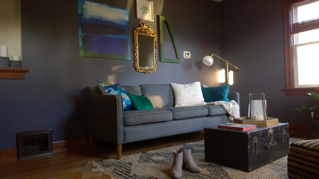 Starting out by staging my home first. 😍🏡