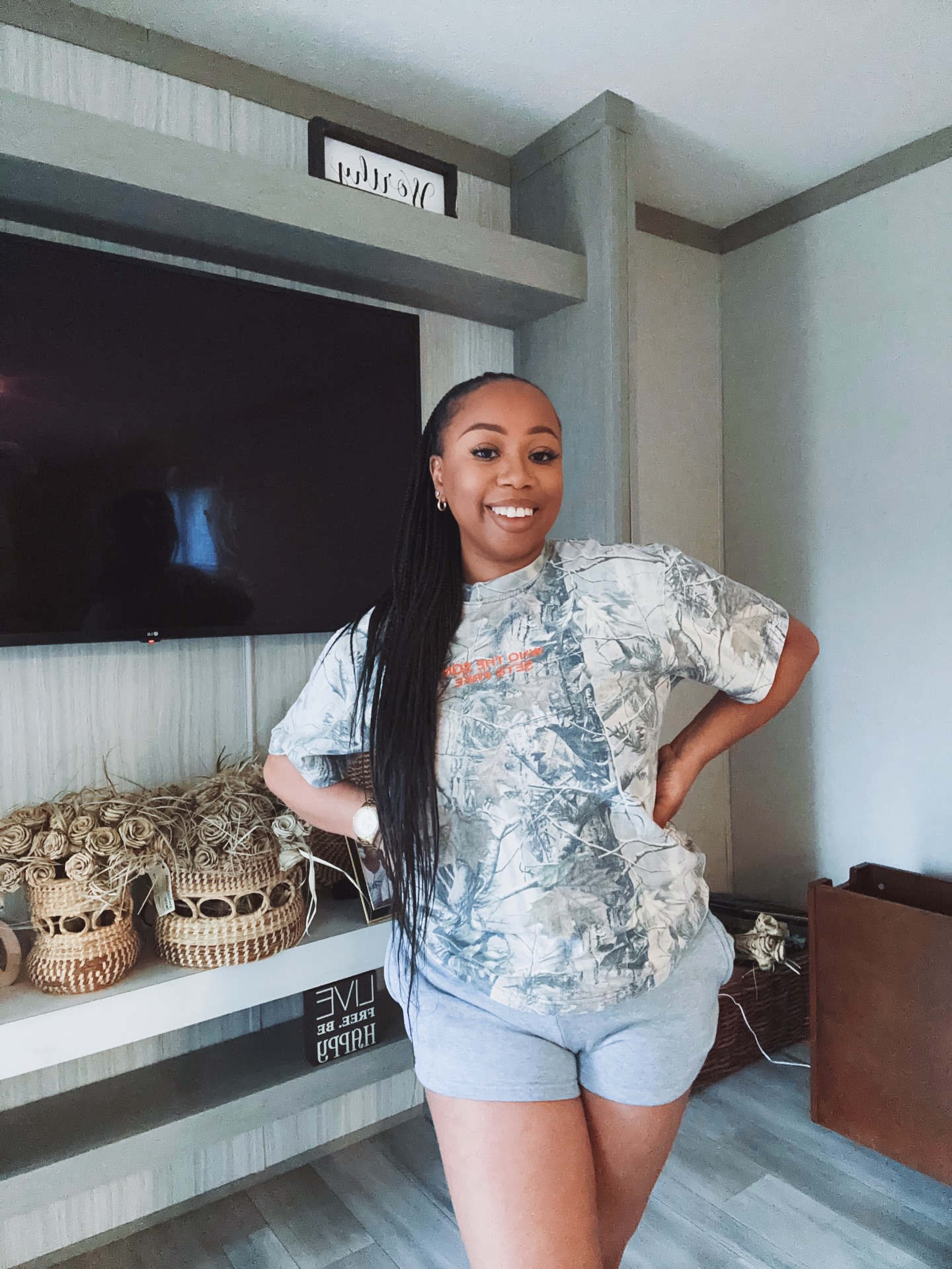 Stay the course.
Your gifts really will make room for you.
New episode of CFM on Sunday. 🖤
#newbeginnings #makeroom #happyfriday