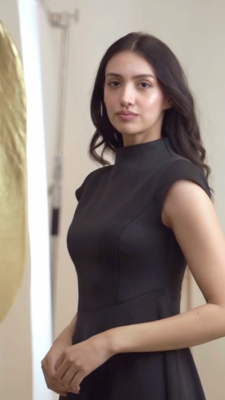 At Rumii, we don’t just dress women. We celebrate women in every room they walk into. 🤍
This is what a Rumii woman looks like. ✨
.
.
.
.
.
#RumiiWomen #WomenInBusiness #QuietLuxury #NepaliWomen #PowerDressing #WomenEmpowerment #ConfidenceInStyle