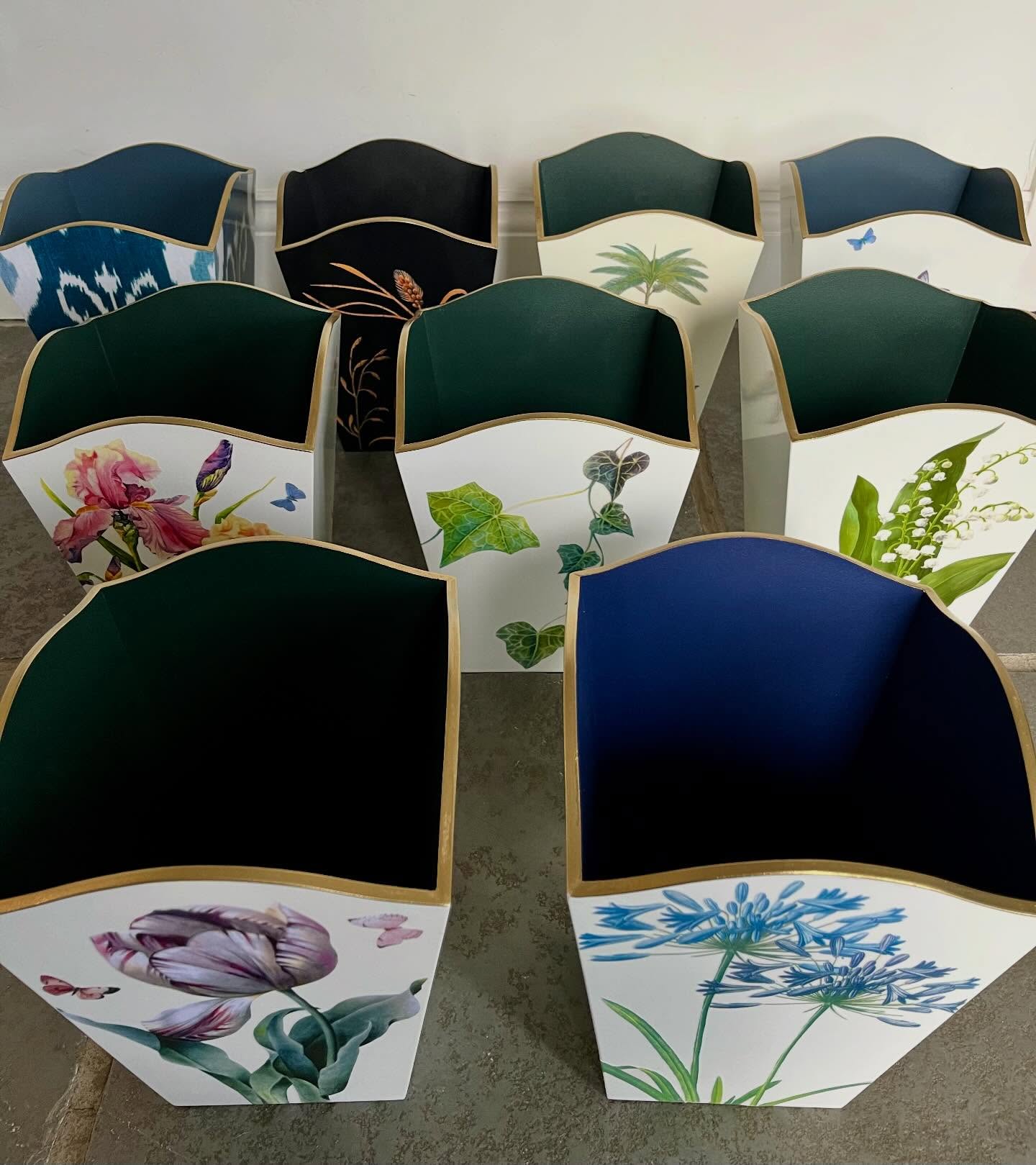 Looking for a special wastepaper bin? Head to website for lots of choices. Contact us if you’re looking to have a wastepaper bin covered in own wallpaper.
#reallyuseful
.
.
.
.
.
#interiors
#handmade
#accessories