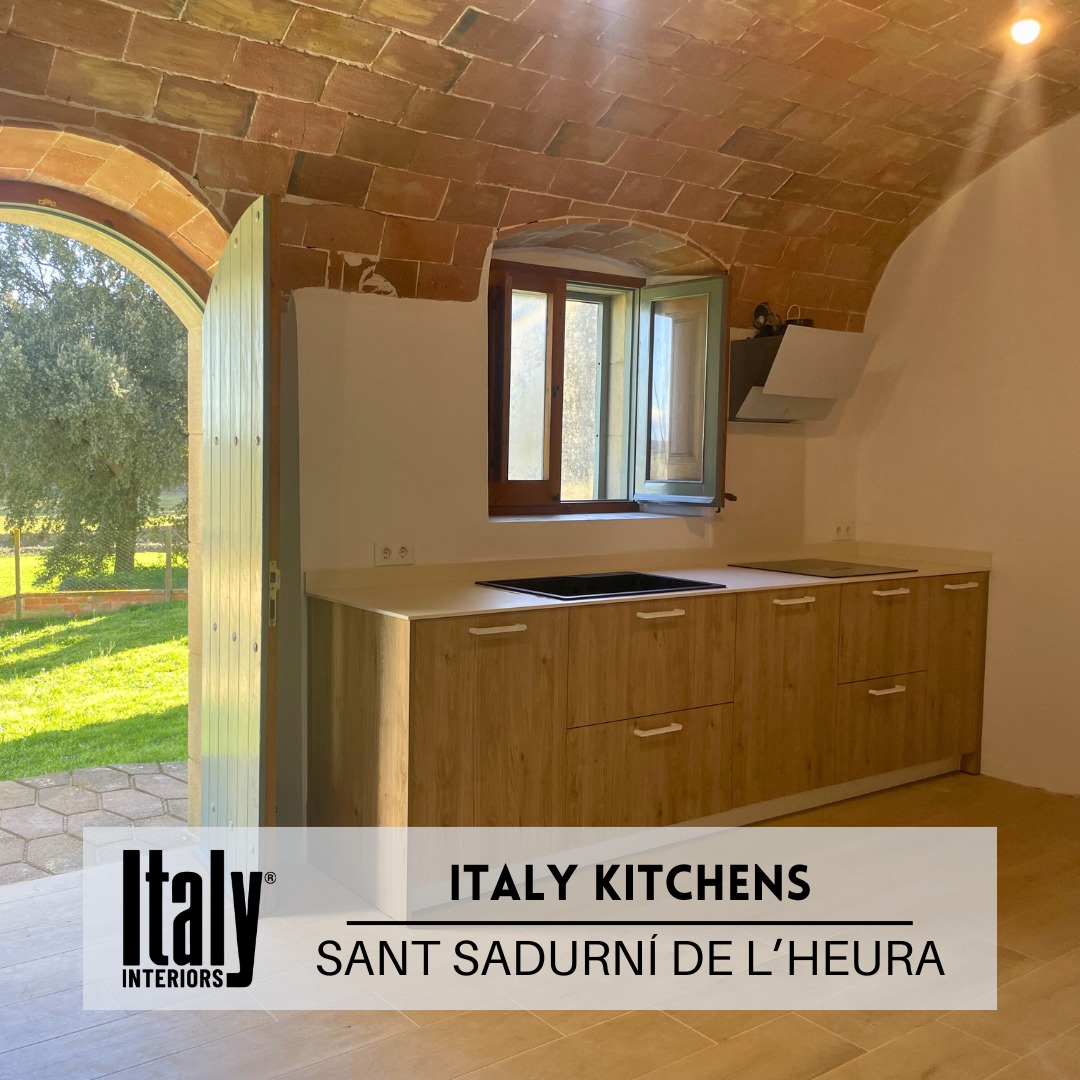 Cuina Italy Kitchens (Sant Sadurní de l'Heura📍)
#girona #costabrava #design #interiors #interiorstyling #cuina #cocina #iluminacion #projects #new #decoracion #InteriorsItaly #ExteriorsItaly #HotelsItaly #fyp #instagram
