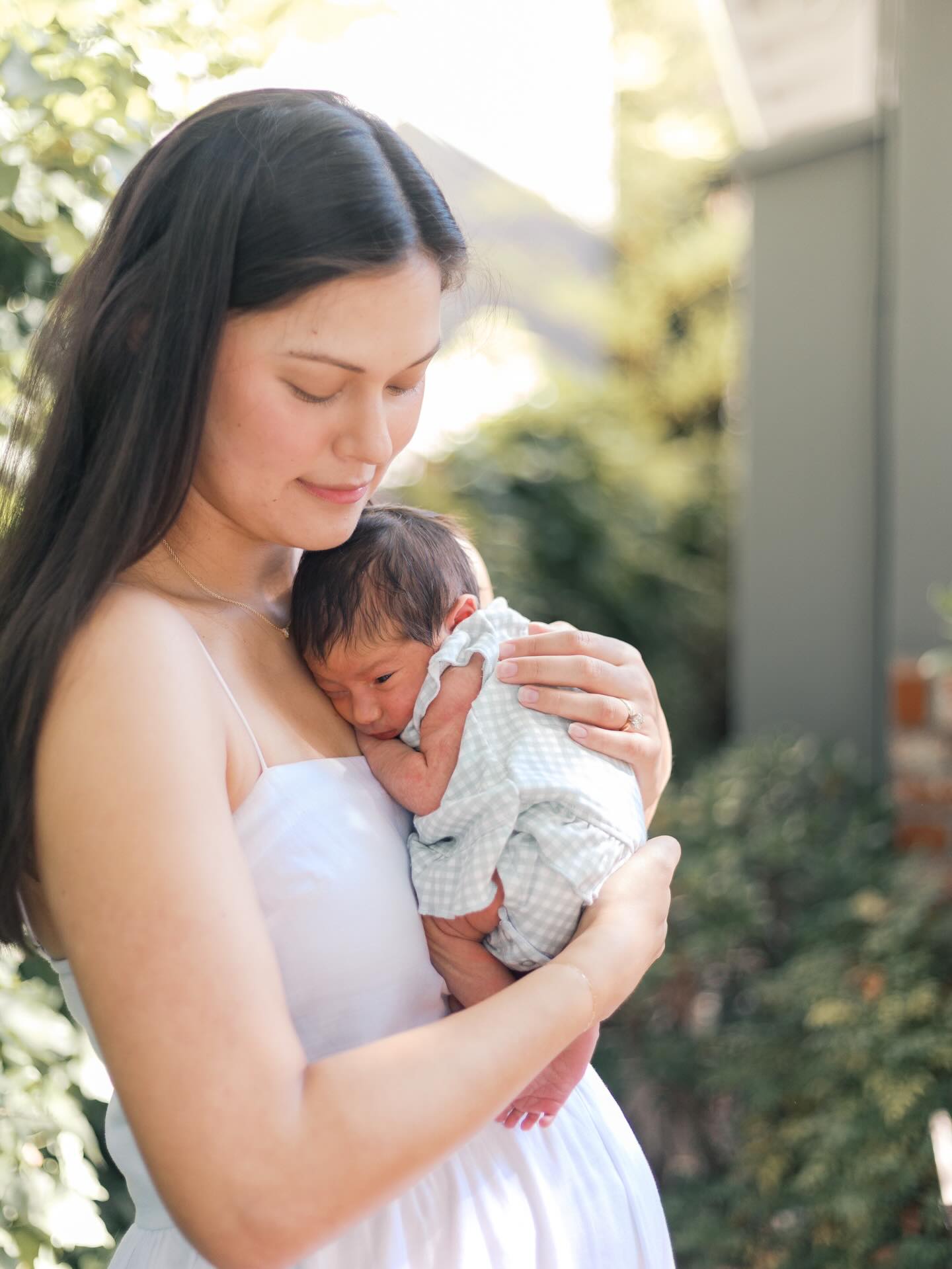 Iām currently looking at my calendar and just frozen flipping between the next couple of months and all there is to do⦠anyone else?!
To be completely honest, I thought hard about just skipping my motherhood mini sessions this year. I have a potty training toddler who takes 145% of my brain space, a new baby coming in a few months, and have to figure out what we should eat for breakfast, lunch, and dinner each day (this is really the kicker š¤Ŗš). And when will this rainy stuff end?!
BUT they are important to me. Moms getting in front of the camera is important to me. Having great photos with their mom at each stage is important to your kids! I have a session scheduled with my own daughter this month to capture what will probably be the last professional photos of us when itās just me and her š
SO! Weāre doing it!
One day only, and slots will be very limited. Check your email this week for details and link to sign up, or dm me here on insta to get more info!
.
.
.
San Jose Family Photographer
Mommy and Me Mini Sessions