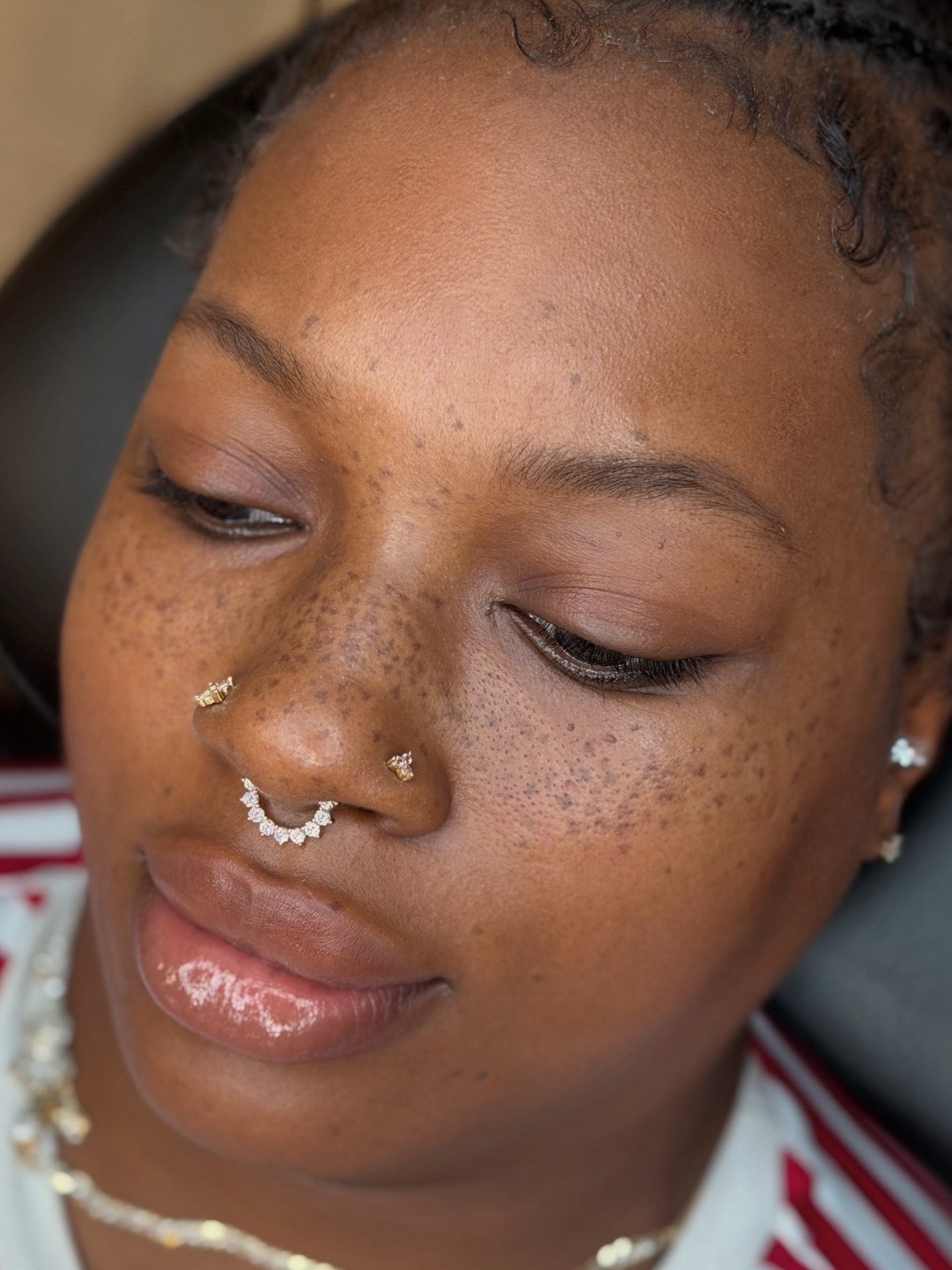 Freckles designed to look like they’ve always lived there ✨
Extreme Coverage Freckles
Now Booking March + April
#freckletattoo #fauxfreckles