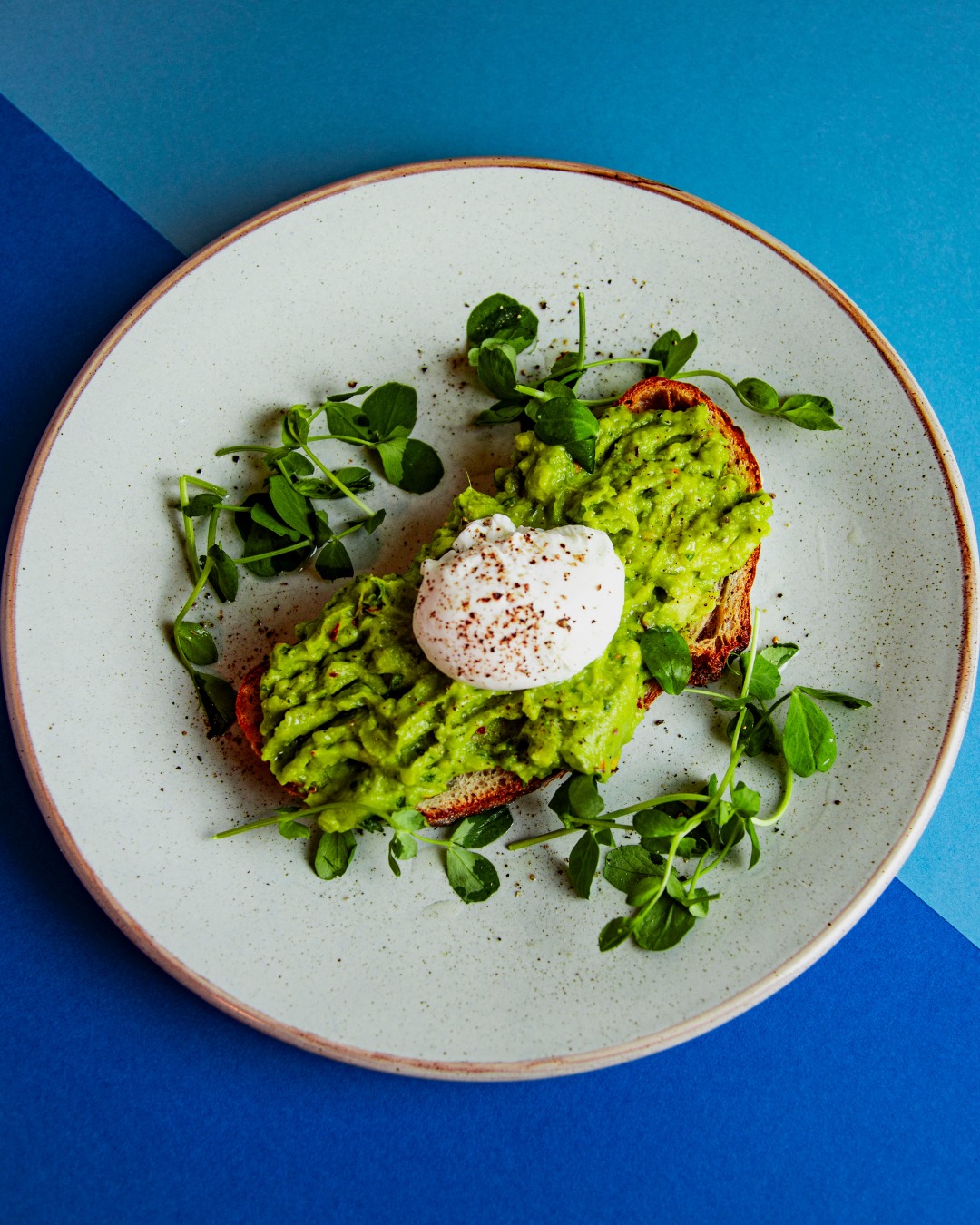 Brunch plans? We’ve got you!
Slow mornings, fresh coffee, and all your favourites served Tuesday to Sunday until 4pm - from fresh eggs and hearty breakfasts to the perfect flat white!
#gosforth #newcastle #brunch #newcastlefoodies #gctcafe