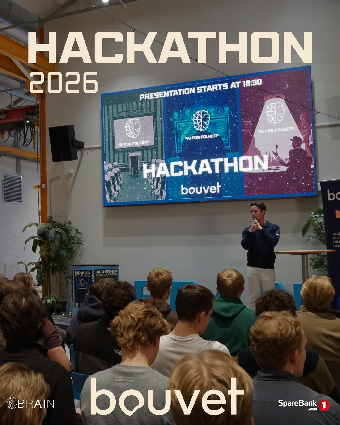 Den 13.-14. februar gjennomførte vi årets Hackathon i samarbeid med Bouvet, og for et arrangement det ble!🤩🌟
Bouvet hadde utviklet en spennende case og studentene imponerte med kreative og gjennomtenkte løsninger.🙌🏼 Studentene var i grupper på 4-6 personer og jobbet på i hele 24 timer! Etter intens jobbing pitchet alle studentene det de hadde utviklet.🦾
Så gikk turen videre til ØX, med god mat og drikke. Her ble også vinnerne kåret og en pengepremie på totalt 20 000 kr ble delt ut!🌟
Tusen takk til Bouvet for et flott samarbeid, og tusen takk til alle deltakere som bidro med innsats, engasjement og kreativitet!💡
En ekstra takk til prosjektgruppen for deres fantastiske arbeid! Prosjektleder Sara Homme Daasvand, sammen med prosjektmedlemmene Elida Rubach Kildal, Simen Nordgård Tobiassen, Jennie Børjesson, Lone Mæland, Anne Merethe Nisted og mentor Malin Andersen - deres innsats gjorde Hackathon til et fantastisk arrangement!🙌🏼💙
