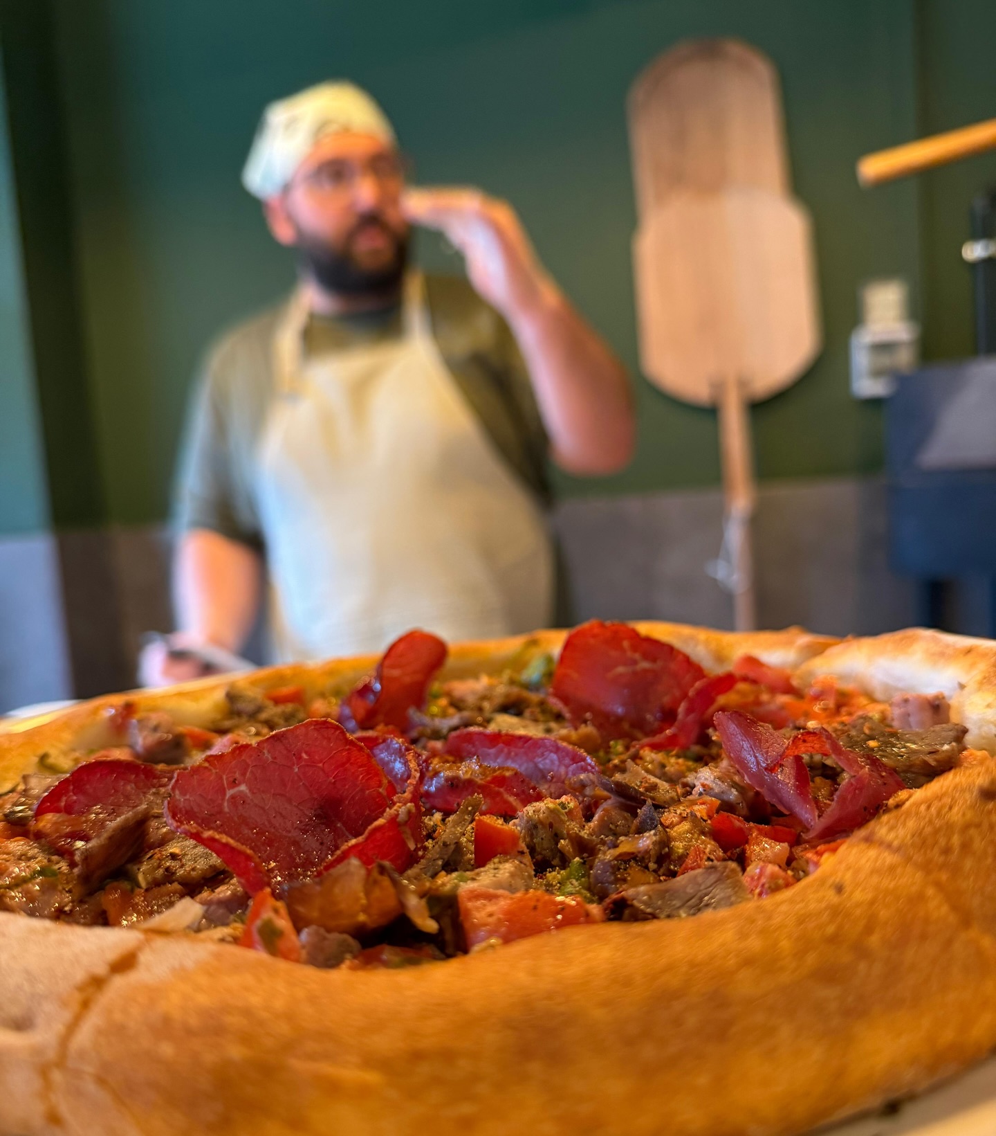 Ustasının elinden, taş fırının ateşinden…
Malzemesi bol, kenarı dolgun, lezzeti net.
Viridian Karadeniz Pide’de her detay bilinçli hazırlanır. 🔥🥖
#beylikdüzü #karadenizpidesi #pide #foodlover