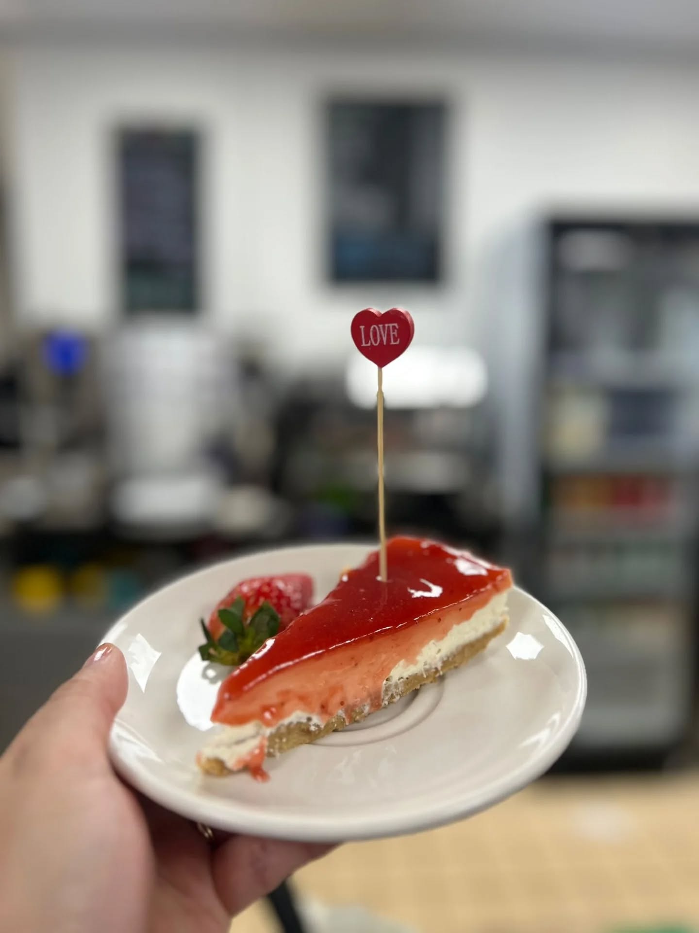 Sunday well spent with delicious food, the best company, and memories made around the table🍽️✨ Nothing beats good laughs, full plates, and grateful hearts❤️❤️❤️❤️❤️
#sundaylunch #foodie #olderpeople #wellbeing #mentalwellness