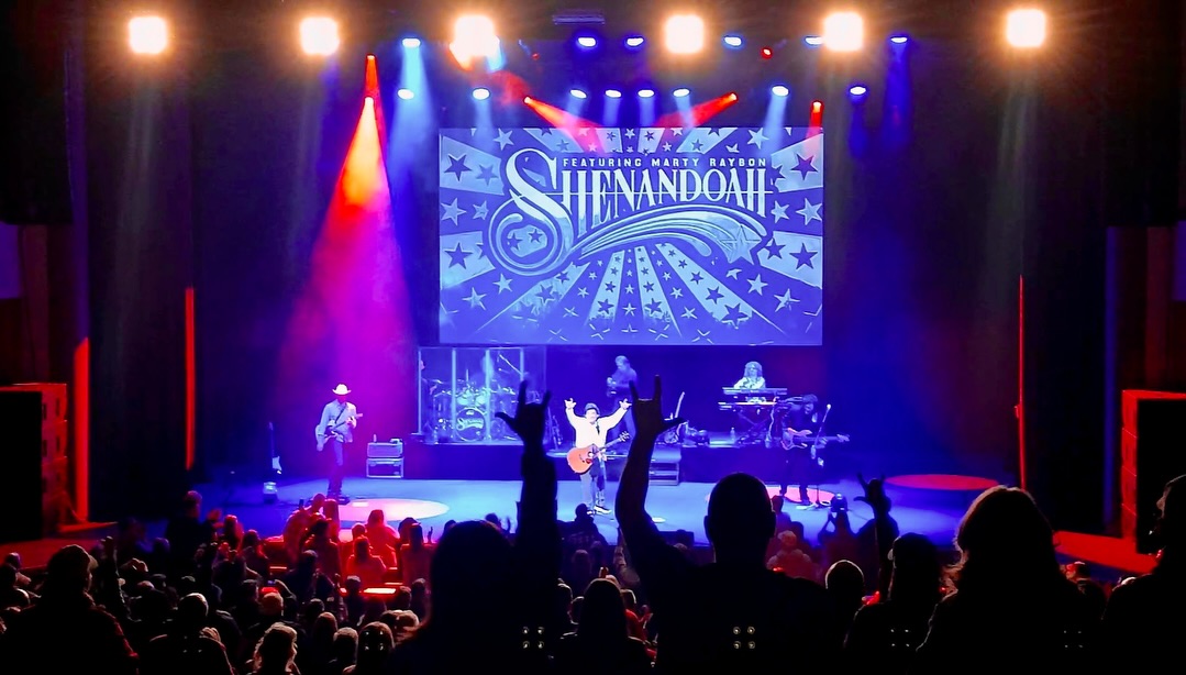 A huge thank you to everyone that showed up and sang along last night in Indiana!