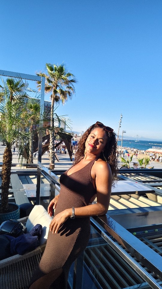 More than just a game 💙🏐
We're hitting the sand on April 12 in Castelldefels for the Hetauda @voleiboom tournament! 🤩
Volley with purpose to support disabled children in Nepal, and we couldn’t be more honoured to join a community that uses sport to change lives 🇳🇵✨
Come cheer us on and support this amazing project! See you at the beach! 🏖️☀️
📍 Castelldefels
📅 April 12th from 9-15h
🙌🏽 Supporting @familiadehetauda
#luaexperiences #solidarity #barcelona
------------------------------------------------------------------------
Mucho más que un juego 💙🏐
Aterrizamos en la arena de Castelldefels el próximo 12 de abril para el torneo Hetauda Voleiboom 🤩
Voley con un propósito claro: apoyar a los niños y niñas con discapacidad en Nepal. 🇳🇵✨
No podríamos estar más orgullosos de formar parte de una comunidad que utiliza el deporte para cambiar vidas 🇳🇵✨
¡Ven a animarnos y a apoyar este proyecto increíble! ¡Nos vemos en la playa! 🏖️☀️
📍 Castelldefels
📅 12 de abril de 9-15h
🙌 En apoyo @familiadehetauda