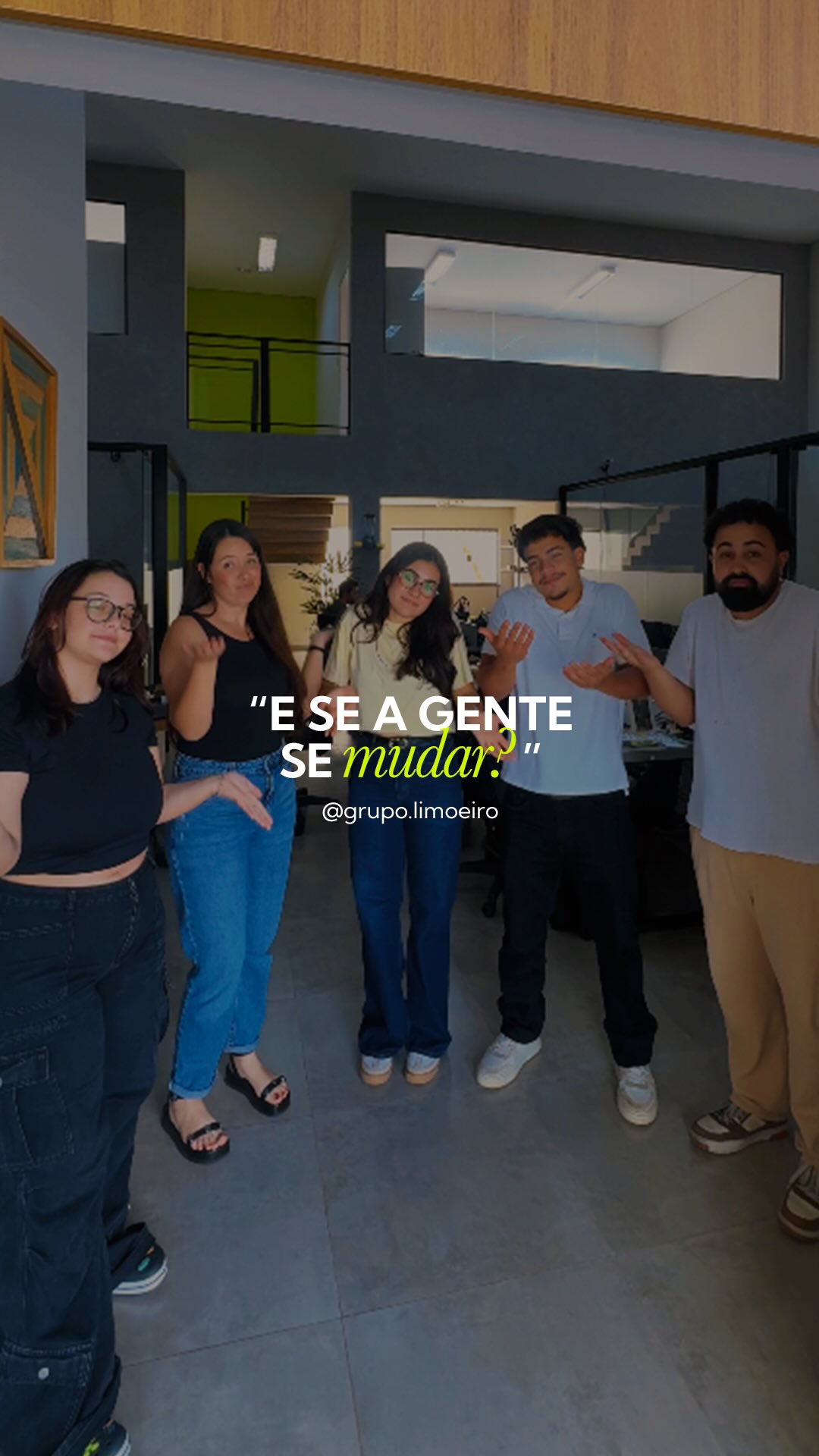 E se a gente se mudar?
Esse momento já vinha sendo construído há um tempo...
Planejado, conversado, esperado... mas tudo acontece na hora certa, e essa hora chegou.
—
Acompanha o Grupo Limoeiro para ver os próximos passos.