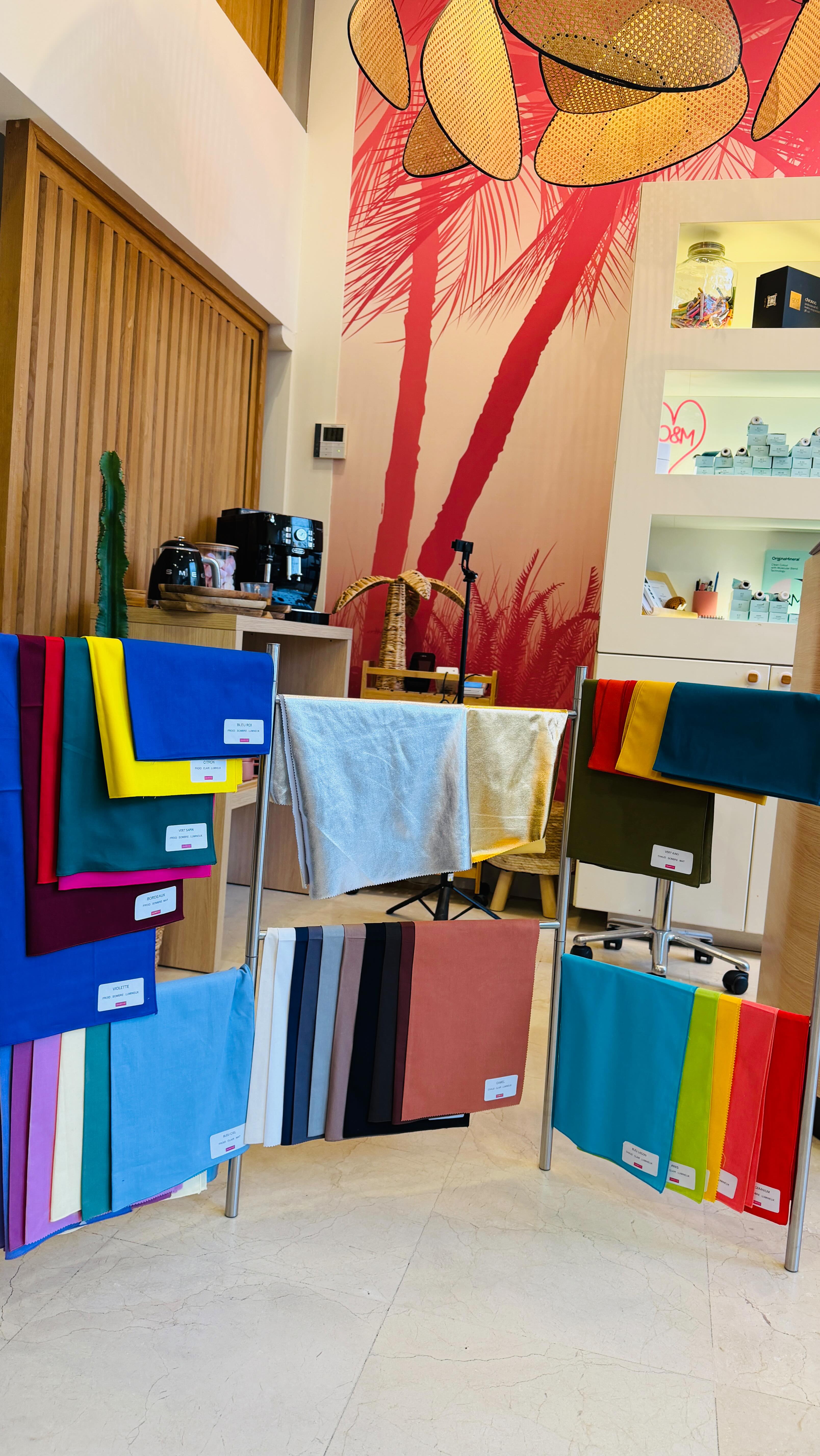 Tout commence ici 🔥❄️
La colorimetrie 🌈 un outil incroyable pour apprendre à se connaître…. Je suis tellement contente de vous apporter ce plusssss pour révéler votre beauté extérieure et intérieure 🙏
Oui intérieur, parce que le pouvoir des couleurs est incroyable
💜🩷❤️🧡💛🩵🖤💚🤎🩶🤍
Ça faisait très longtemps que je voulais faire cette formation qui me paraît aujourd’hui comme une évidence dans mon métier pour vous accompagner et vous illuminer 😊
#colorimetrie #coachingbeauté #powerofcolours