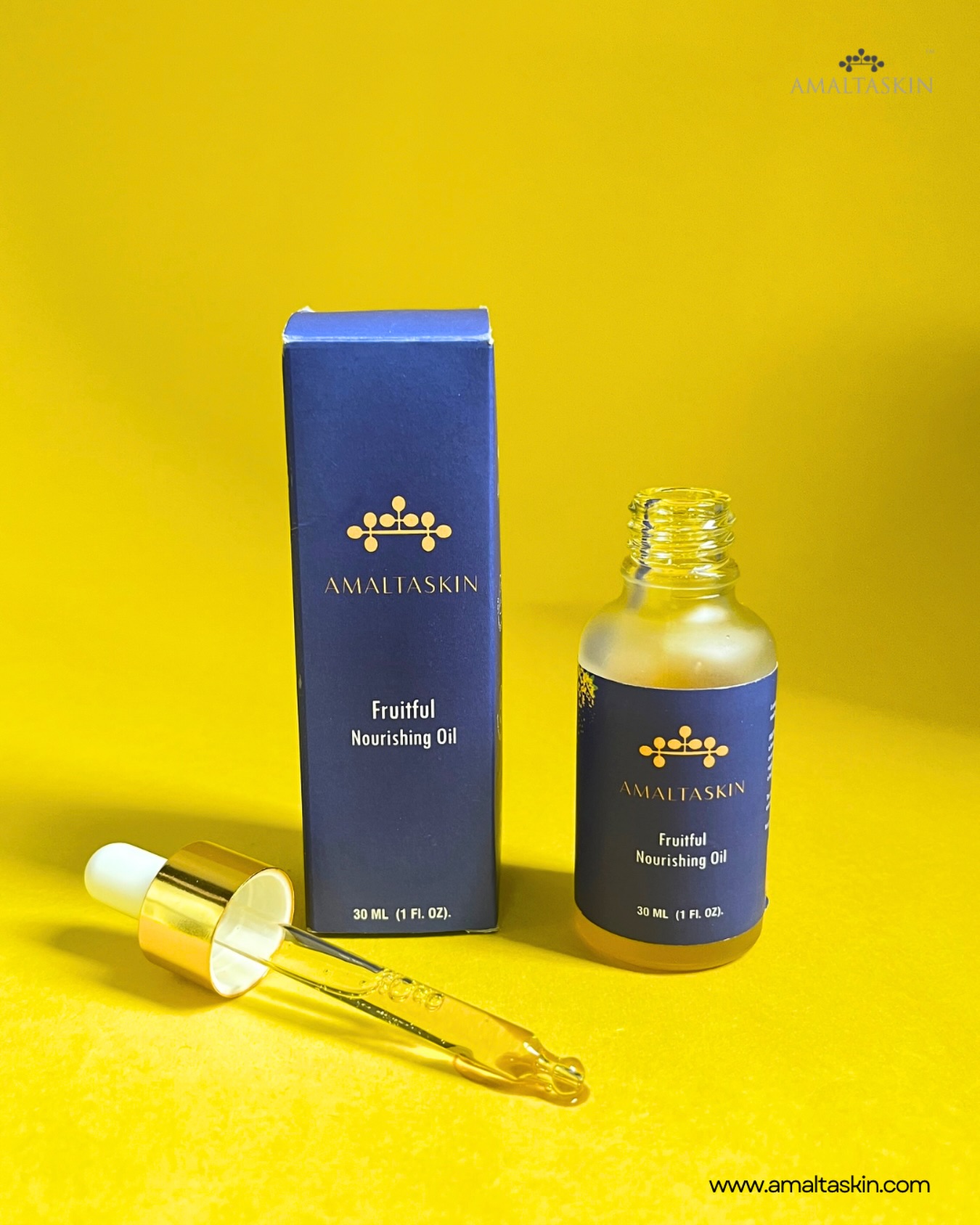 Warning: may cause excessive glowing. 😉
Tap into the power of Fruitful Nourishing Oil. Link in bio.
#amaltaskin #facialoil #faceoil #glowyskin #glowfromwithin
