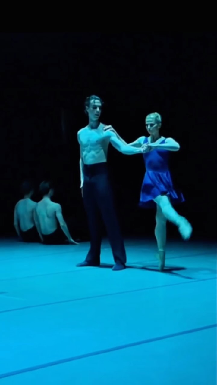 New pieces in preparation.
2026 performances ahead.
Нові твори в підготовці.
Виступи 2026 року попереду.
#kyivcityballet #ballet #balletlife #dance #balletcompany