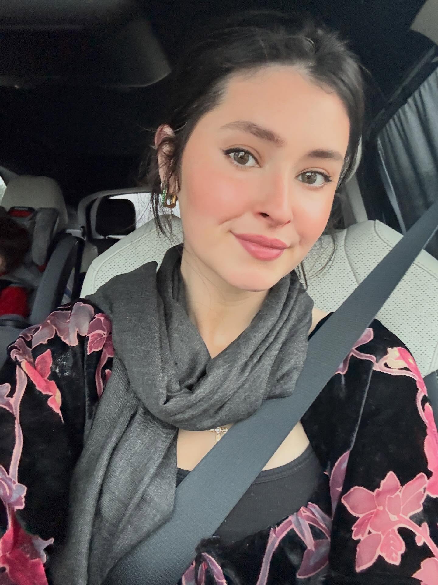 Motherhood February Favorites;
@arazabeauty mango cream blush ☺️
Planting new seedlings this season growing skullcap, shepherds purse and more 🪴
Valentines Crafts 🎨 💕❤️💘
Baking Ezekiel Bread 🌾
Sunlight through the kitchen window ☀️
Baking with my Toddler 🥰 🍋🟩 🥧 🍪 🍓