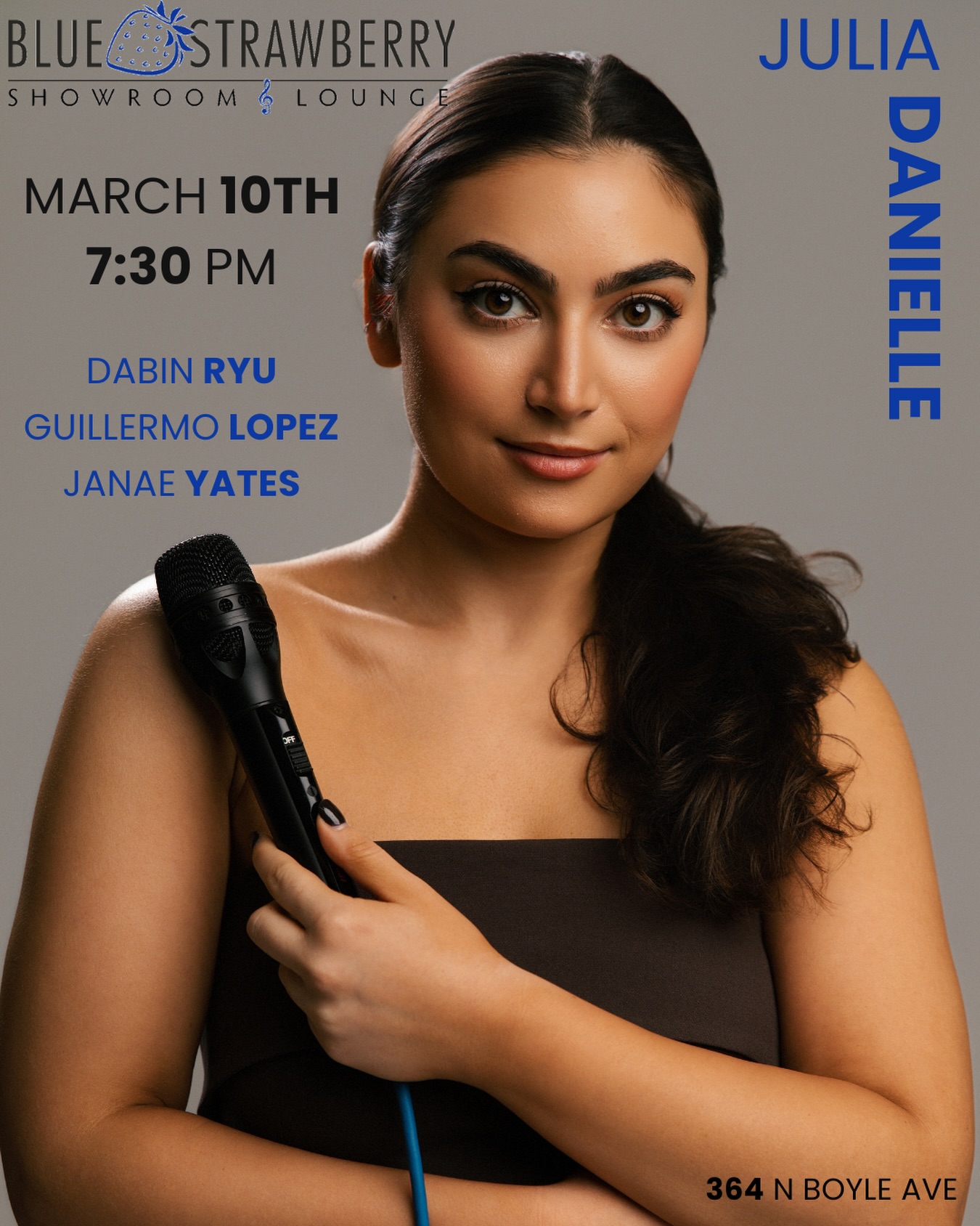 I’m super excited to make my debut over at @blue_strawberry_stl next Tuesday! Grab your tickets in my bio 💙
#stljazz #stlmusic #jazzvocalist #juilliard #bluestrawberry