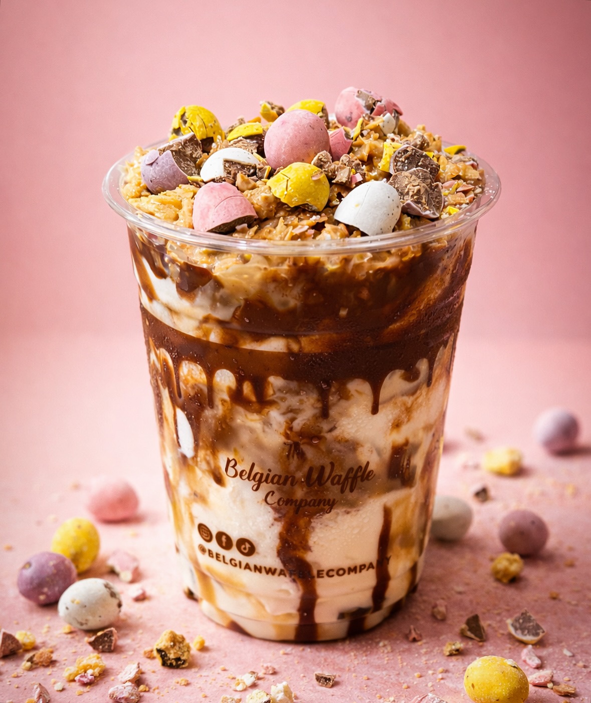 Kinder CRUNCH Mini Egg Sundae 🍨🥚
LIMITED EDITION! 👀
Now Available in all stores! 🤩
Make sure you get your fix before it’s gone‼️