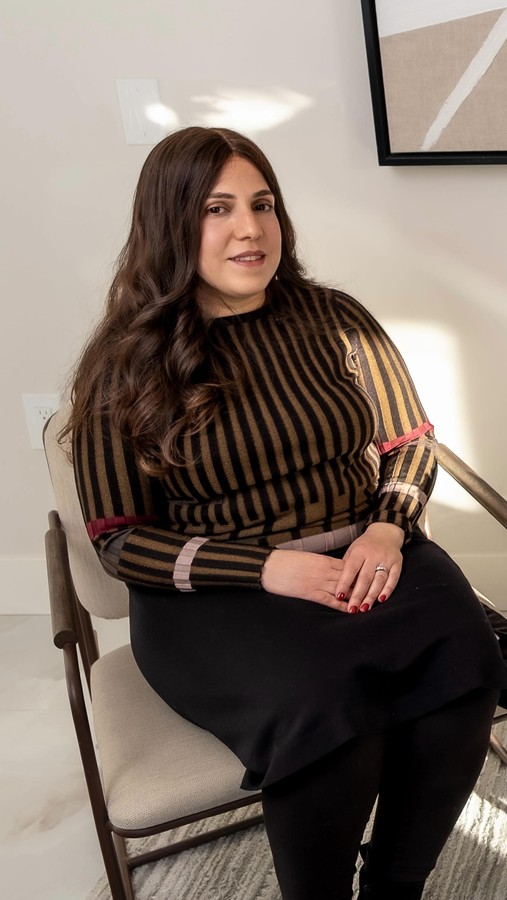 || Going The Extra Mile ||
Life can sometimes feel like it’s on autopilot. But when we pause and reconnect with our purpose, we’re reminded that what we do as Jewish women isn’t simple, yet we rise to it every single day.
Meet Bryna Steifel, a Chabad shlucha in Russia, who shares her powerful message: no matter where we live or what challenges we face, we are capable of doing more and of seeing bracha in all that life brings.
Watch the entire episode exclusively on the Raizy Fried app or by visiting watch.raizyfried.com