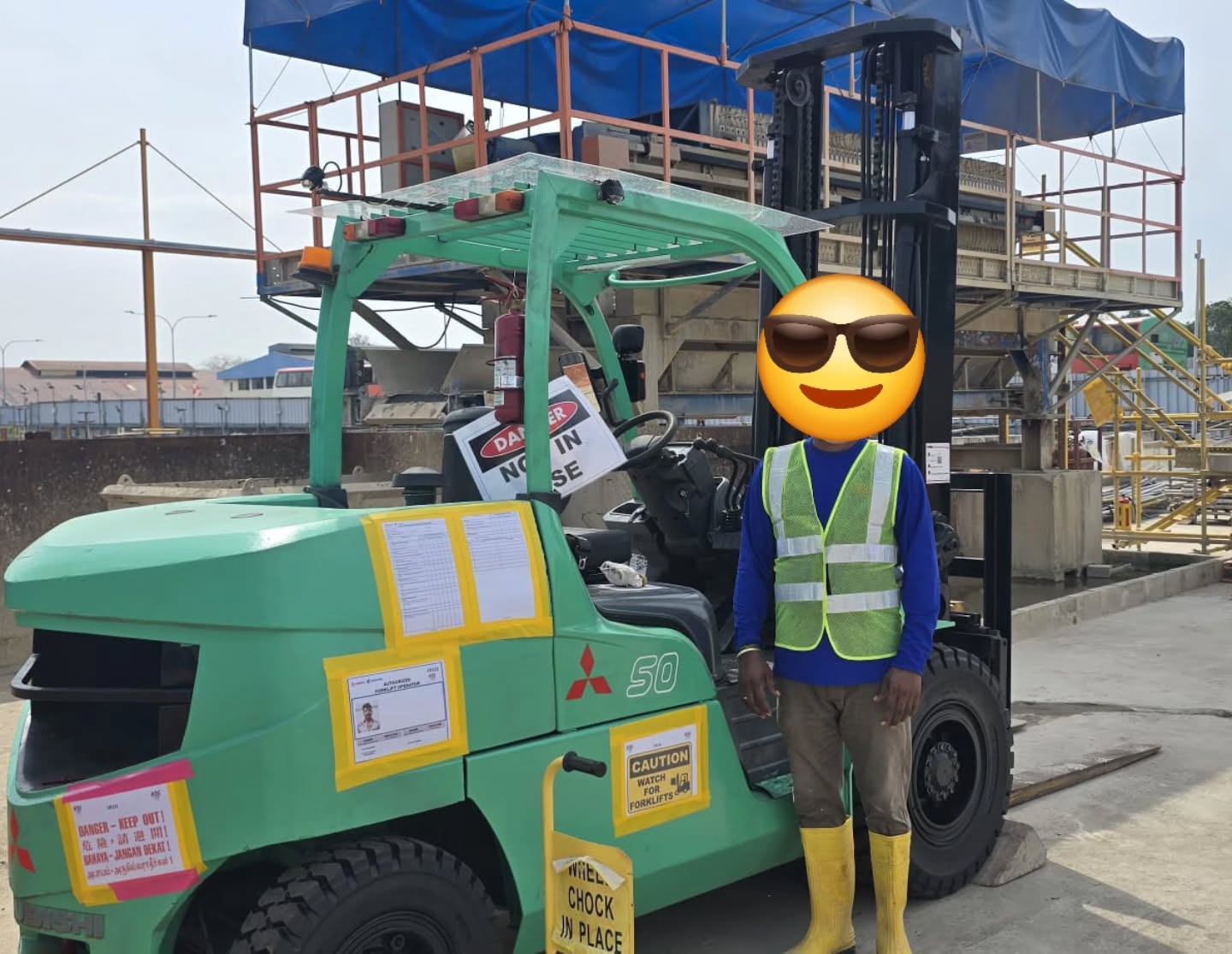 Back at work after cny break.
Wishing everyone happiness and success in yhe year ahead.
#forklift
#training