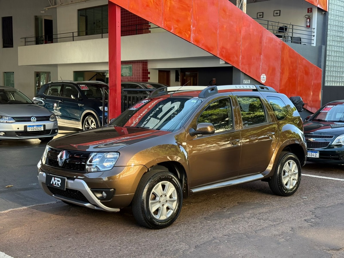 🚨VENDIDA🚨
🚙 RENAULT DUSTER 1.6 16V DYNAMIQUE (FLEX) 2015/2016
Espaço de SUV com economia de 1.6! Ideal para a família e para o dia a dia. 💎
✅ IPVA 2026 TOTAL PAGO! 💰 (Sua única preocupação será dirigir)
✅ Versão Dynamique: A mais completa da categoria.
✅ Motor: 1.6 16V Flex (Ótimo custo-benefício).
✅ Espaço Interno: Porta-malas gigante e muito conforto para todos.
✅ Equipada: Central multimídia, rodas de liga leve e sensor de ré.
📍 Ano: 2015/2016
💵 Valor: R$ 61.800,00
🚗 Renave: Opção sem entrada!
Robusta, confiável e com a documentação toda em dia. Não perde essa! 🚀