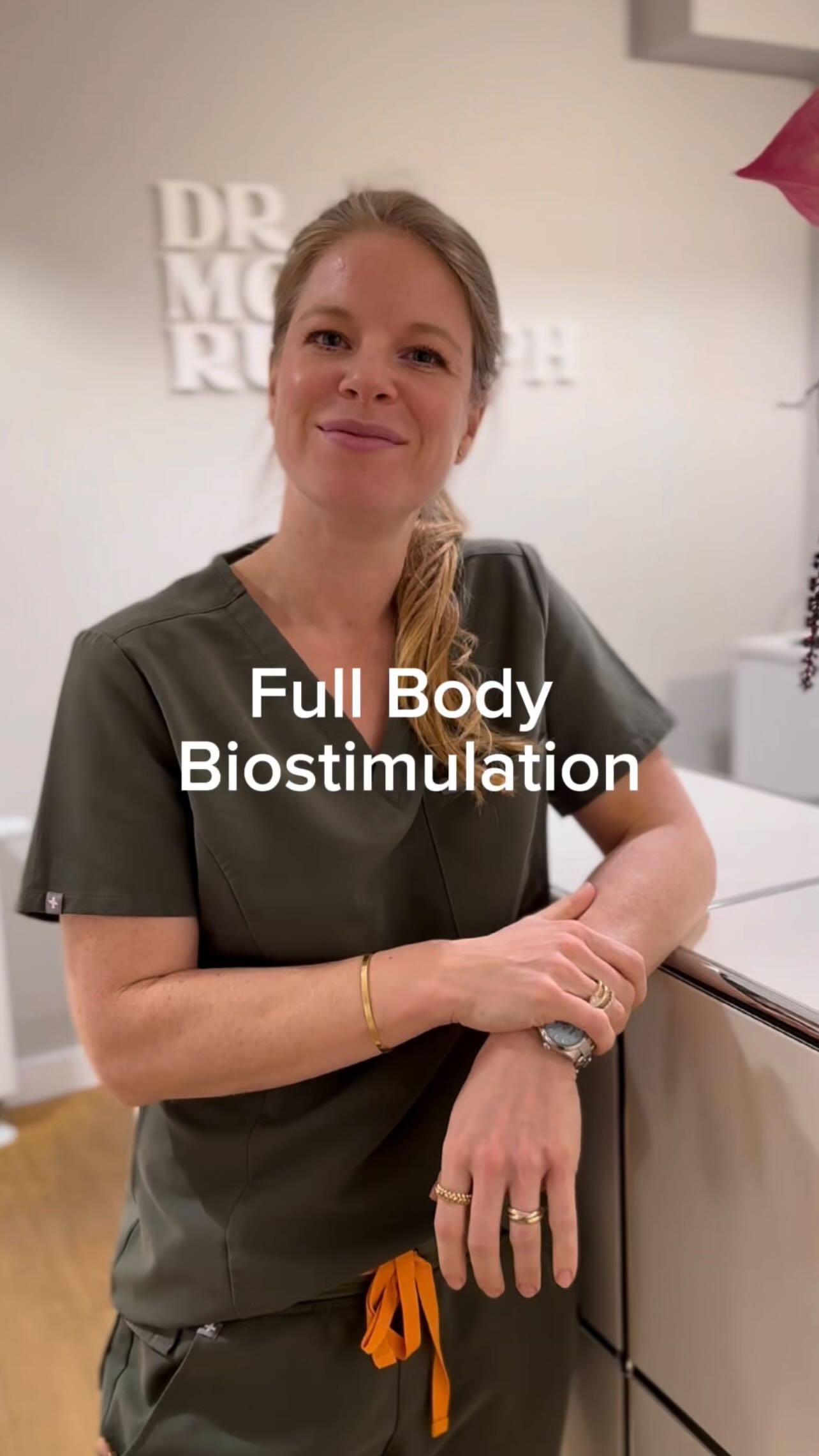 Full Body Biostimulation
Biostimulation mit Radiesse® geht nicht nur im Gesicht, sondern am ganzen Körper – überall dort, wo Straffung und neuer Kollagenaufbau gefragt sind 💉
#radiesse #biostimulation #lifting #collagen #skintightening