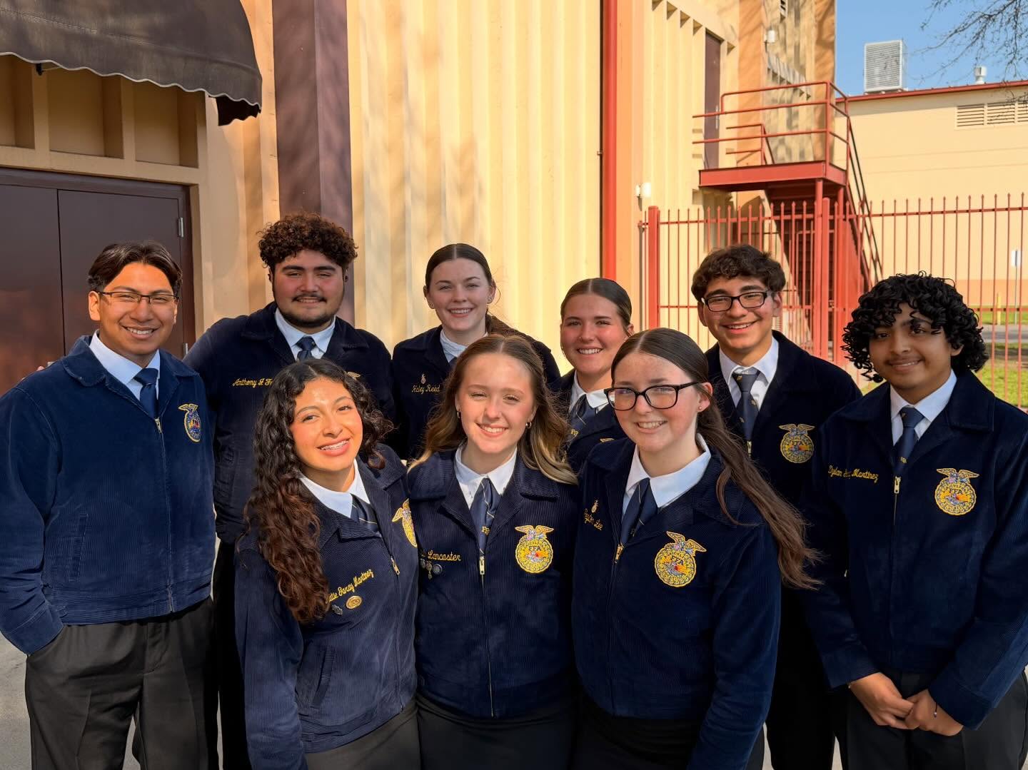SJR Regional Meeting ✅
What a great way for our students to gain experiences as delegates voting on amendments that will impact the region and debating the State Constitution amendments.
We were also able to watch our very own Hannah Lancaster retire as the 2025-2026 SJR KI Vice President. Thank you for your year of service! We can’t wait to see all that you will do as our 2026-2027 SJR Secretary!!!