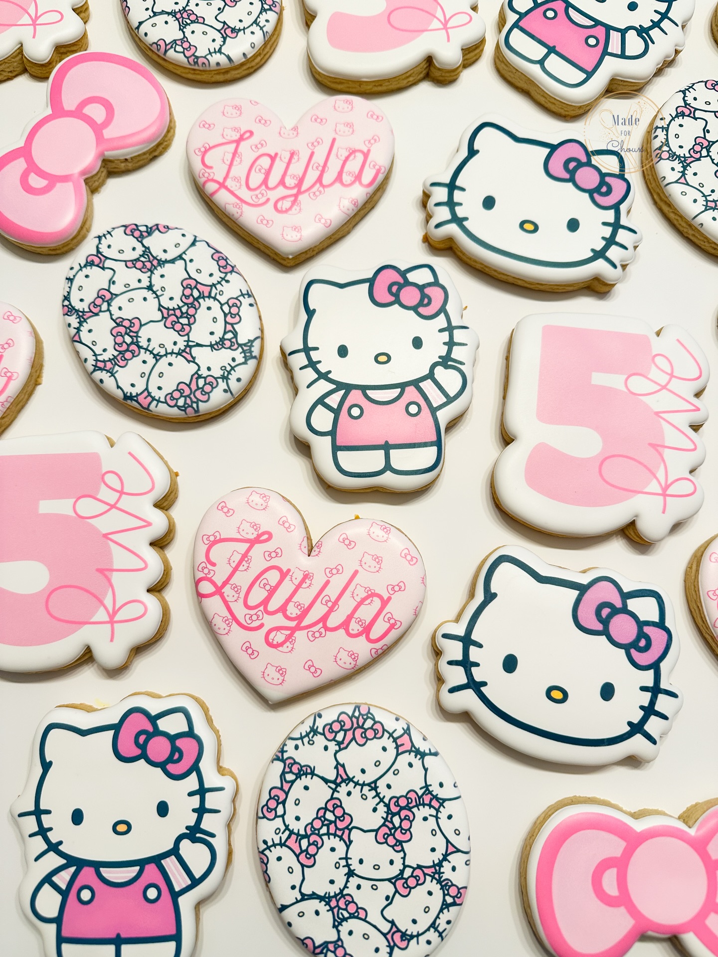 Oh hello cutie 👋 Just sharing some printed cookies
#hellokittycookies #printedcookies #delawarecookies #middletownde #charactercookies