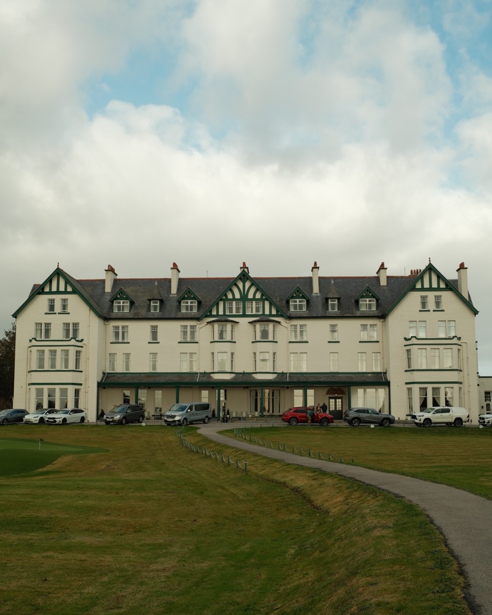 We took the sleeper train and survived Amy pt. 2
#dornochstation