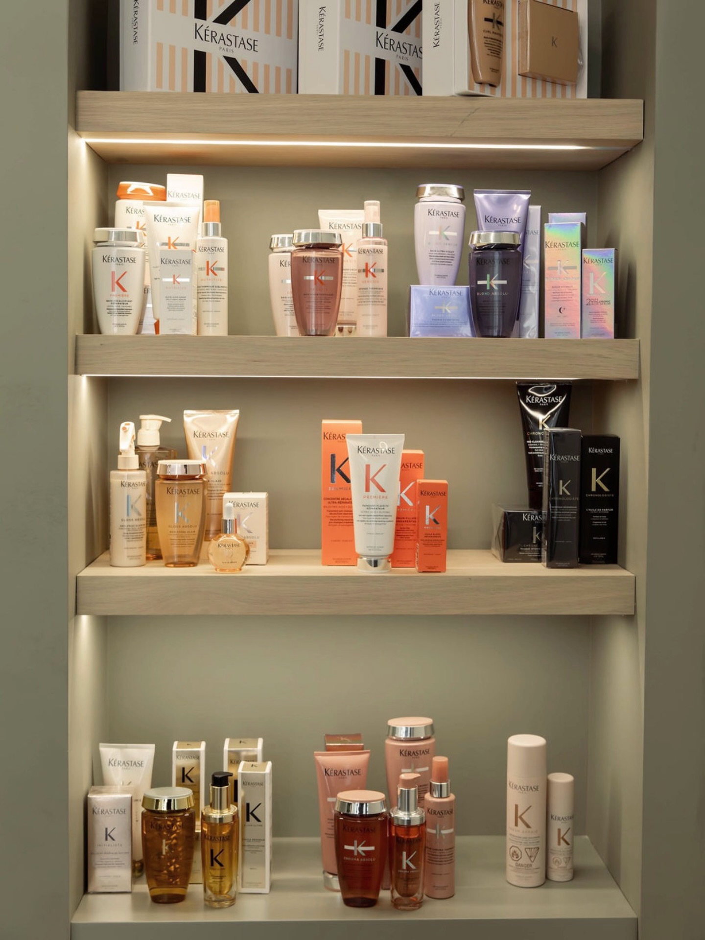 We just got a big @kerastase_official restock of all your favs! Stop by the salon, we are here until 6pm tonight 👋🏻