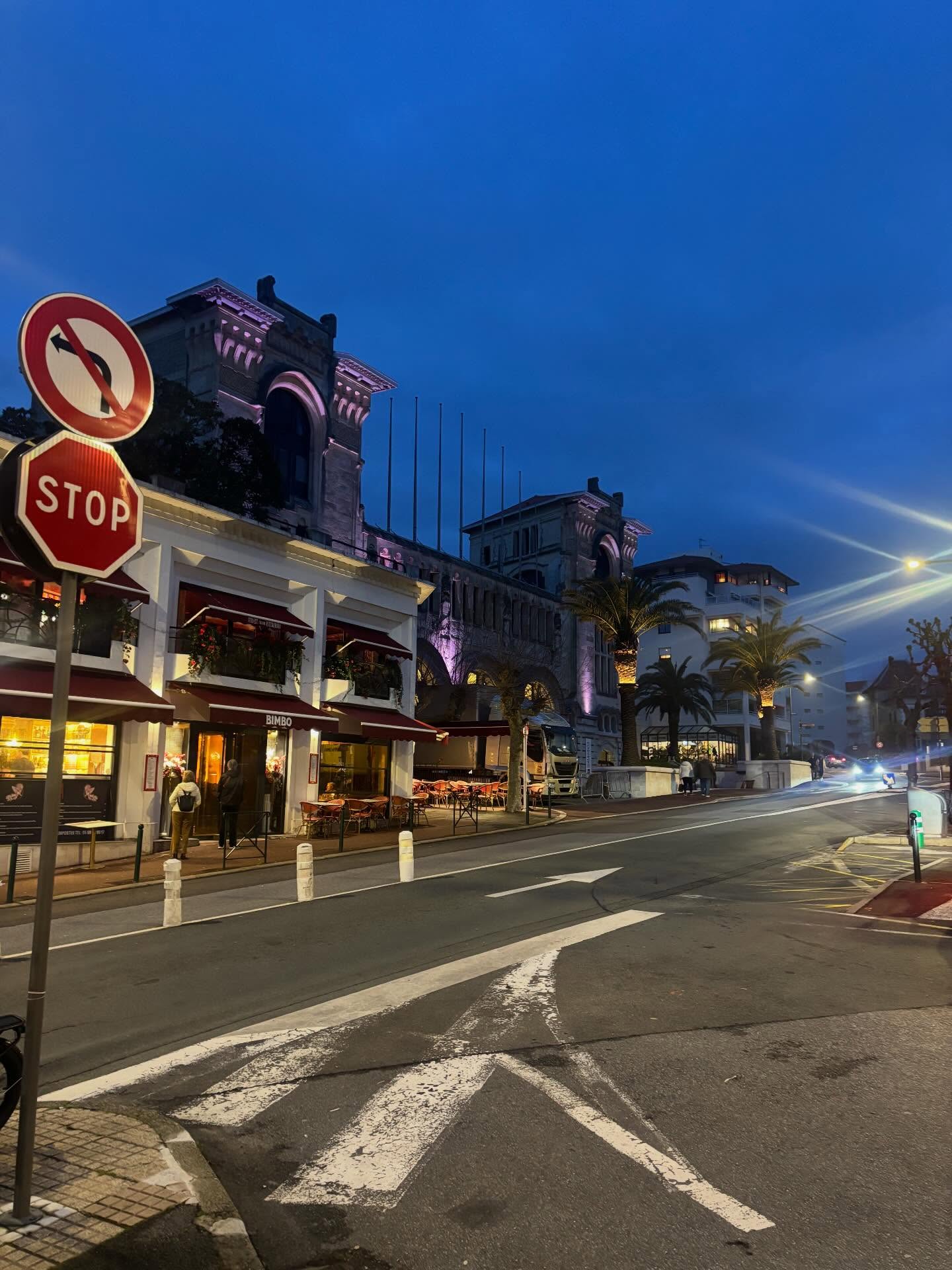 Fun little break in Biarritz and San Sebastián with the guys this past week. Well rested and ready for tests at both Nogaro and Dijon this week. 💪
@maverick_mckenna @truly_thetruth
#racing
#kylercheezum
#formula4
#fyp
#frenchf4