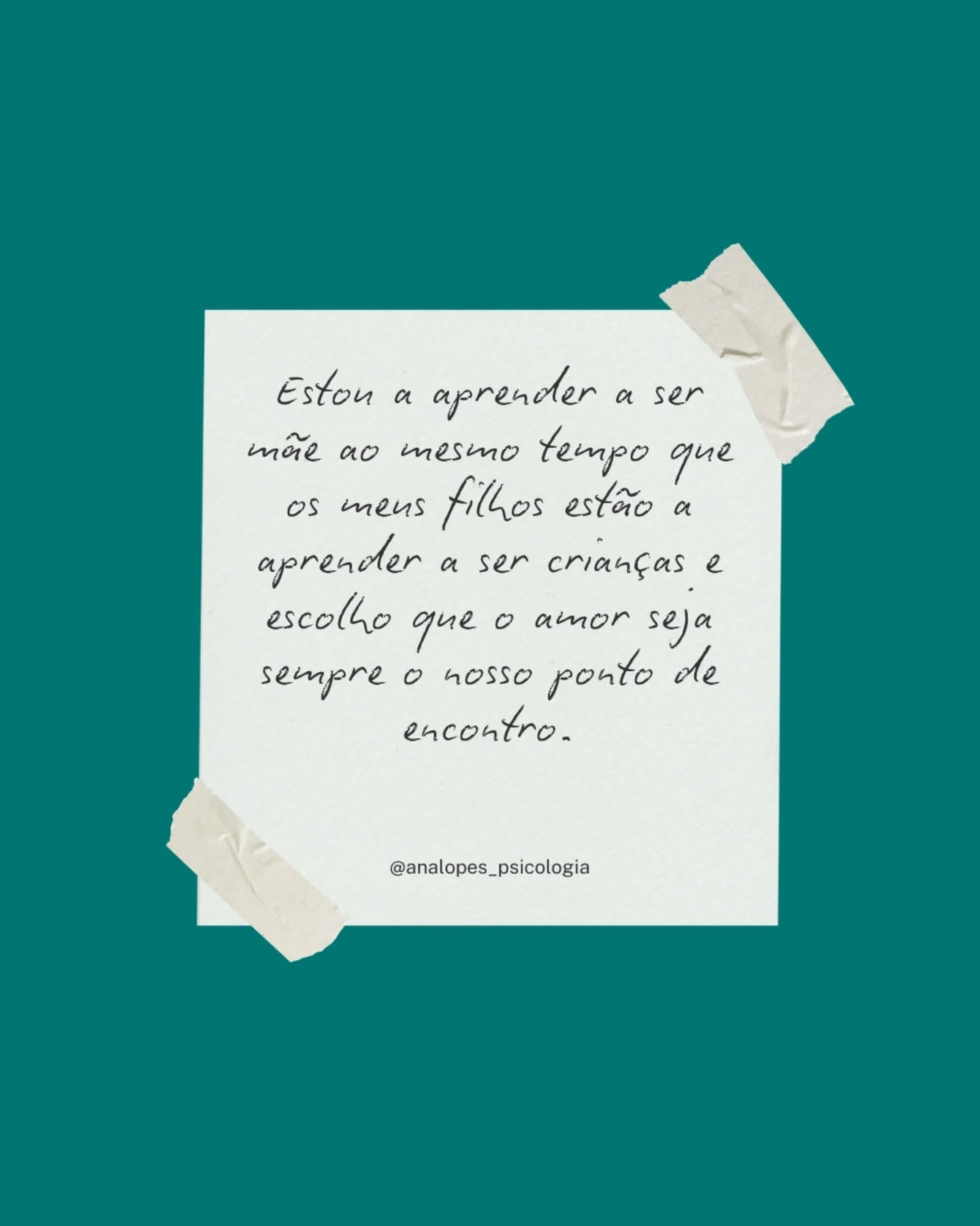 Ser mãe ou pai não é sobre ter todas as respostas; é sobre estar disponível para crescer na relação. 🌿
Tal como os nossos filhos estão a aprender a lidar com as emoções, também nós estamos a aprender a acolhê-las, a regular-nos e a fazer diferente do que aprendemos.
A parentalidade é um caminho imperfeito, mas quando há presença, reparação e amor, há também segurança. E é dessa segurança que nasce o desenvolvimento saudável. 🤍
#parentalidade #psicologiaInfantil #Família #emocõesdascrianças #crescer