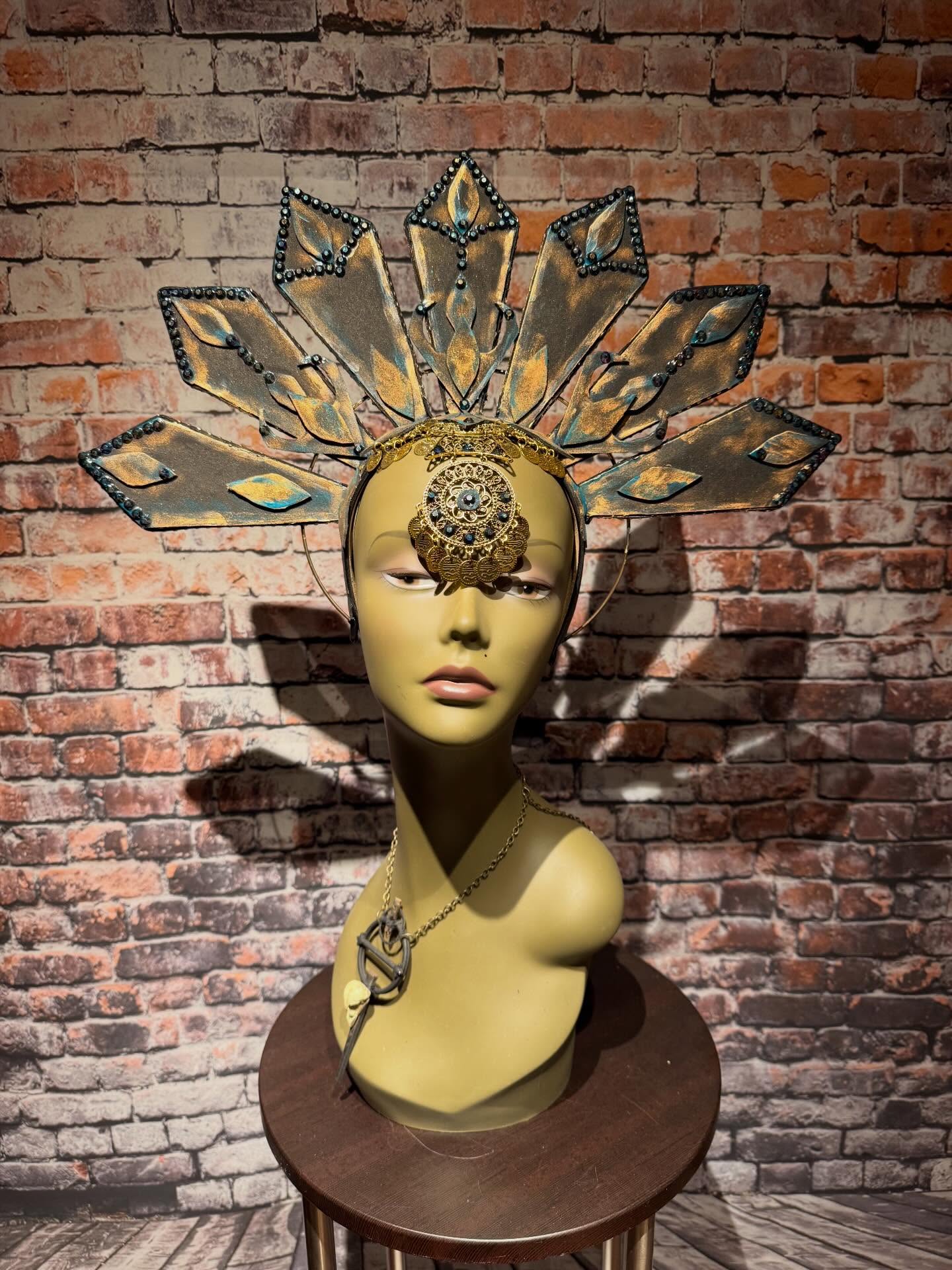 Now available- Queen of the Damned Vampire headdress #vampire #queenofthedamned #akasha #alashaheaddress #queenofthedamnedheaddress vampire vampireball creaturesofthenight