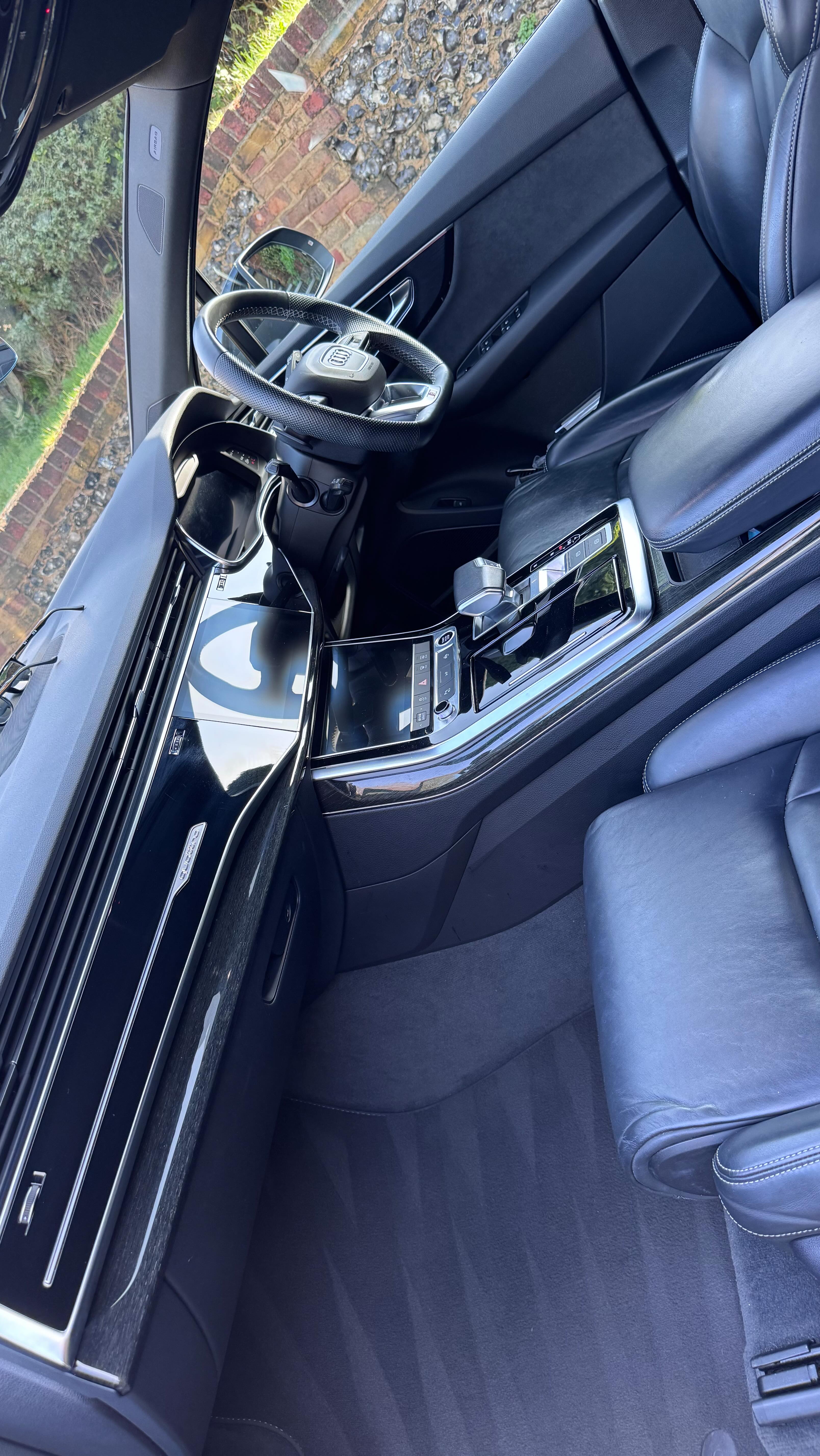 Are Audi Q7s the best family SUVs? #audiq7 #bestsuv #detailing #snowfoam