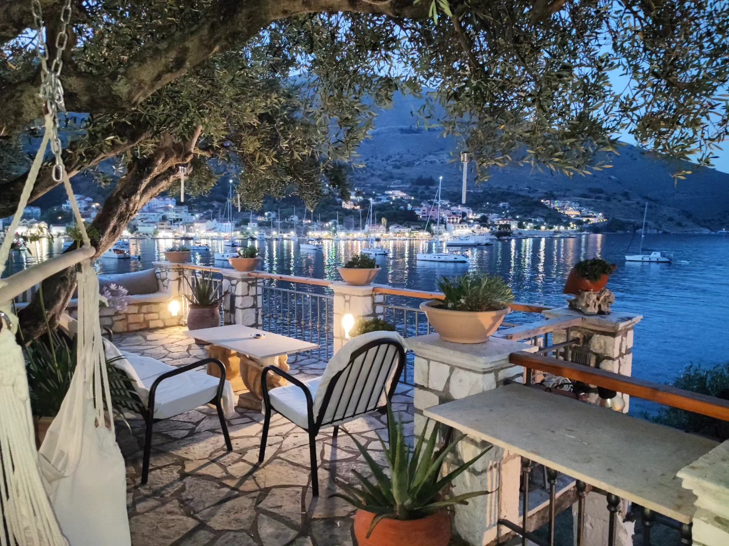 So peaceful.
#watersideapartments #kefalonia