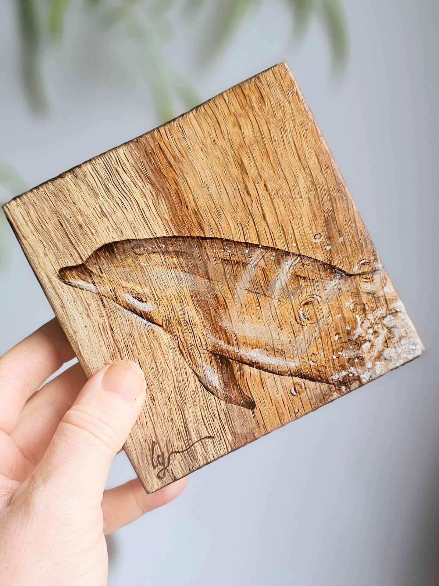 He's Ready
๐ฑ I can't quite believe we're in March, the month my in person events start up again. I have been busy creating some new art behind the scenes including this delightful dolphin.