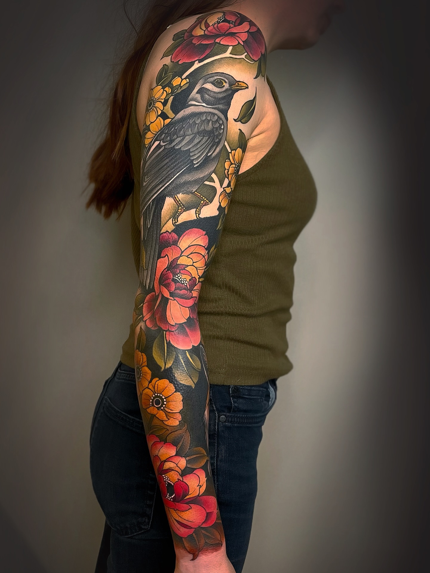 You know what sounds like liquid gold in my ears? When a client requests a ton of black and a lot of contrast to bring out the colors in their tattoo.
#tattoo #neotrad #neotraditional #neotraditionaltattoos