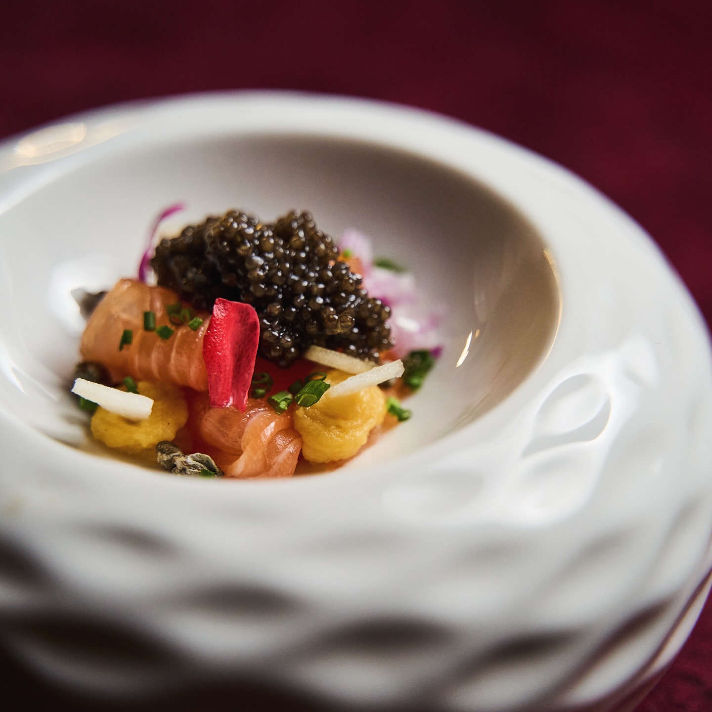 Some nights, the stars align and something extra special is born. It was one such night … a very special person, a very special occasion … that this dish was born:
Iranian Royal Oscietra Caviar
Patè di Granoturco
Creme Fraîche
Fennel-cured Atlantic Salmon
Apple, chives, shallots