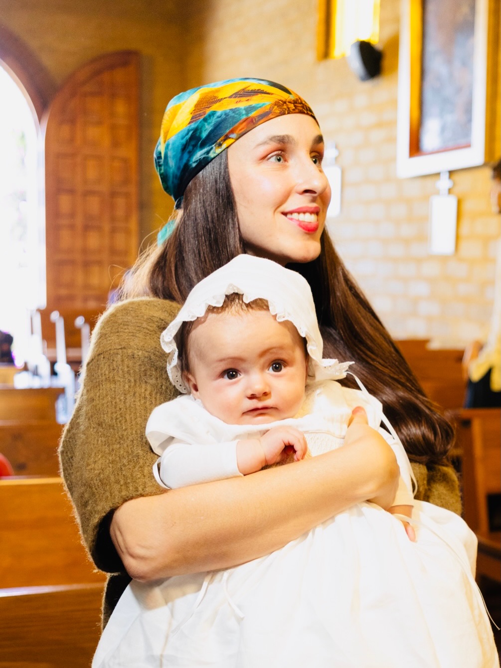 Godmother duties mode: ON ✨
Baptism is the sacrament that marks the beginning of a new life in Christ.
Es un nacimiento espiritual que nos libera del pecado original y de los pecados personales, regalándonos una vida nueva, una luz interior y la gracia de participar en la victoria de Cristo.
Hoy acompaño a mi ahijada en este primer paso de su camino de fe, junto con sus bellos papás, abuelos y una comunidad de seres queridos.
Un honor inmenso ser parte de este momento tan sagrado para nuestra familia 🤍
#lafamilia #heartofcommunity #catholicchurch