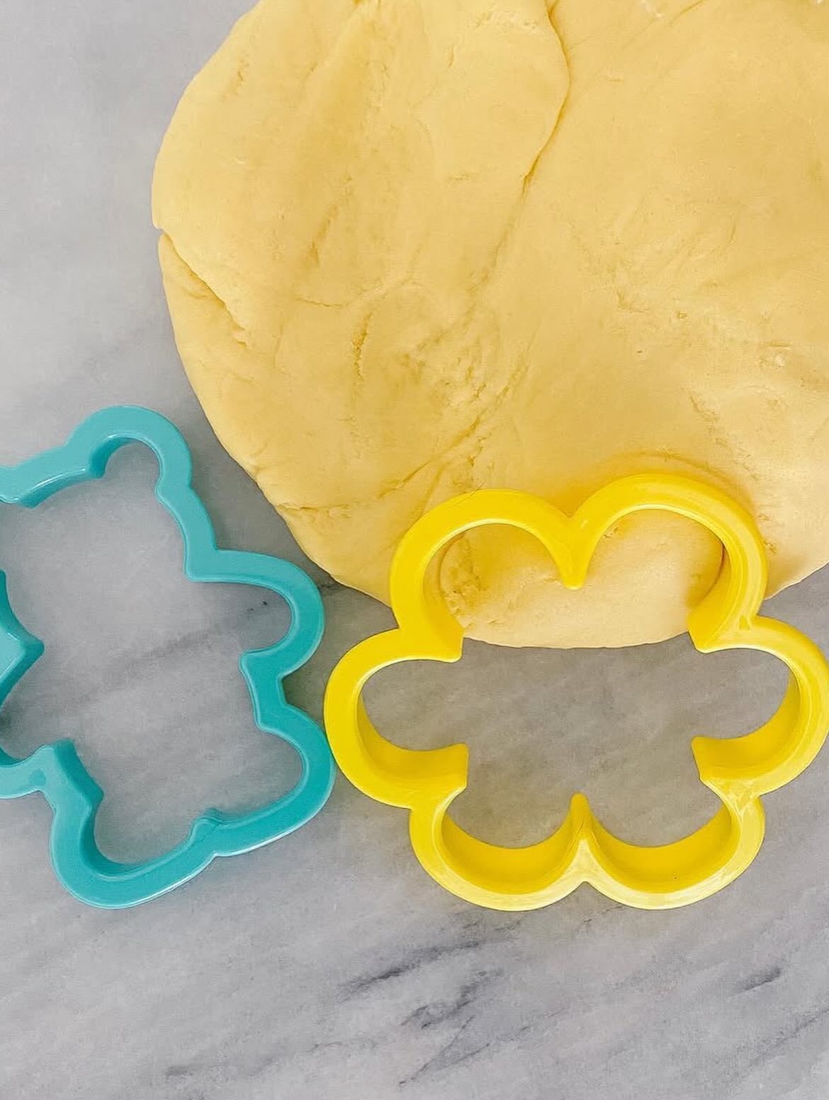 Our favorite play dough recipe is on the blog! We make a new batch once a month and it’s a hit with all the kids ☀️ Link in profile.