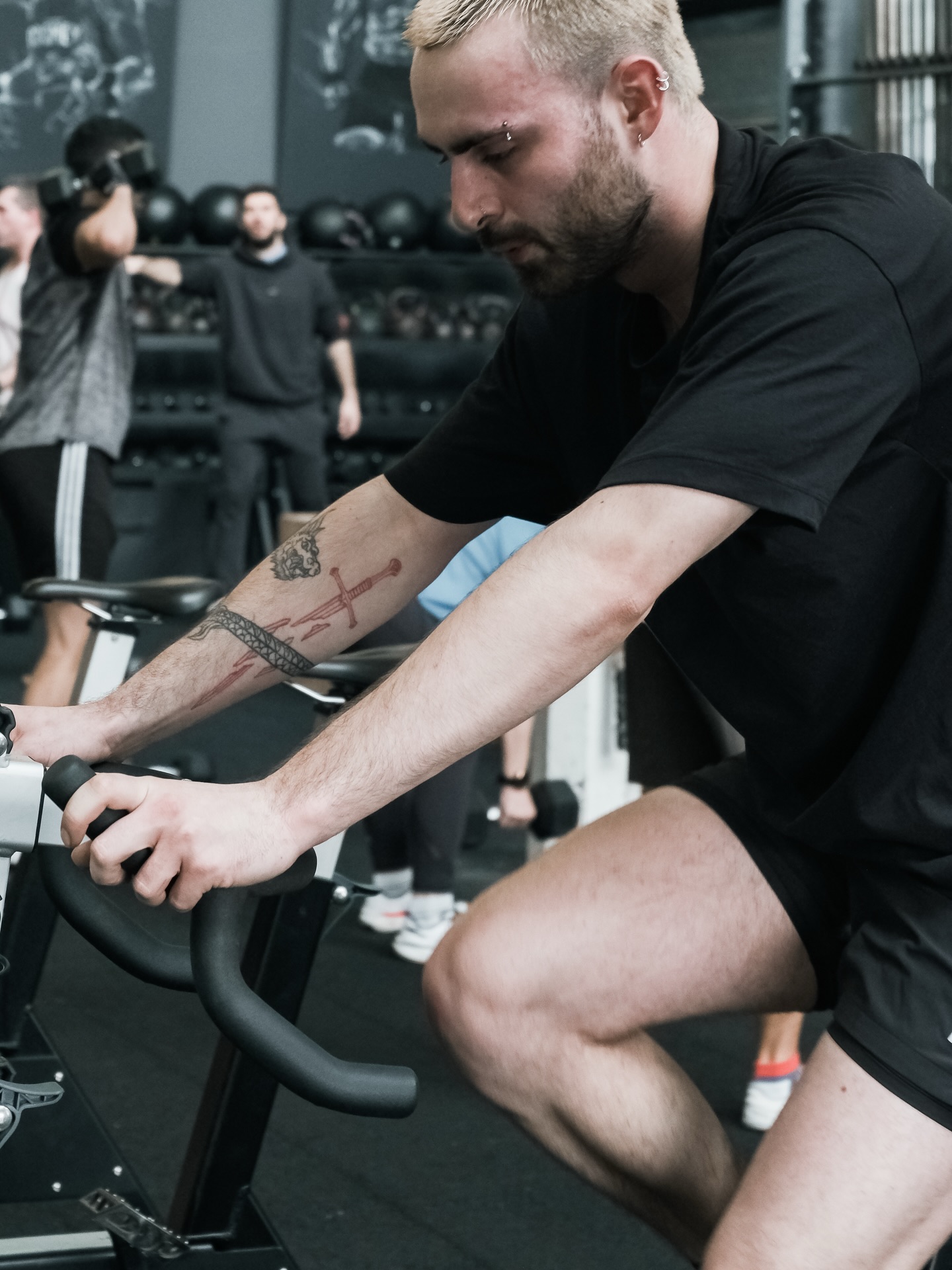28 days is longer than you think! Do you know why?
Long enough to build a habit.
Long enough to feel stronger.
Long enough to surprise yourself.
Most people don’t need a year.
They just need the right 4 weeks.
Our 28-day trial is open. Come see what you’re actually capable of🔥