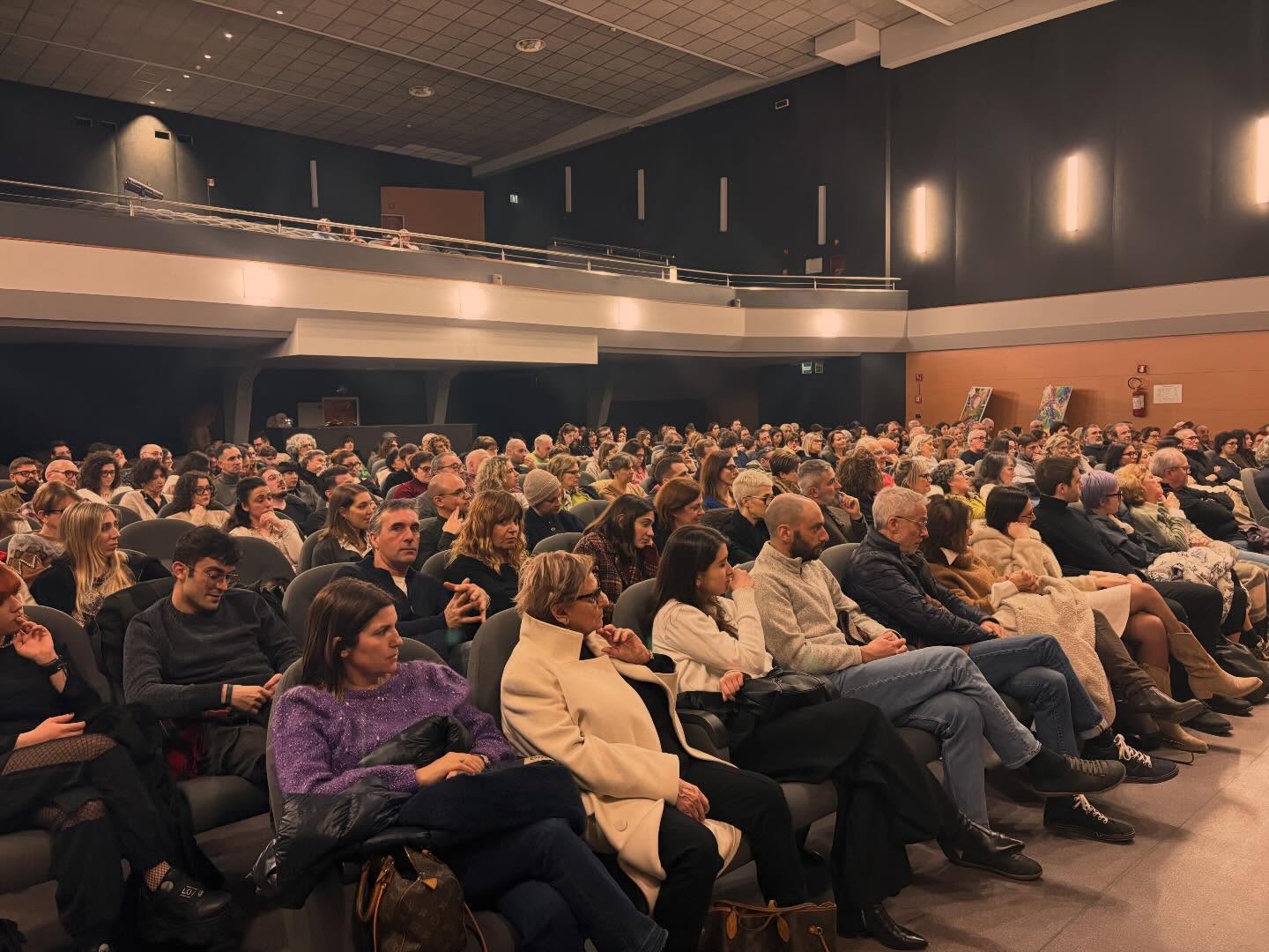 MALABRENTA stasera
Prossime date su www.teatrobresci.it
#teatrobresci @giacomo__rossetto @giorgiosangati @tringalide @impegnati__teatrobresci